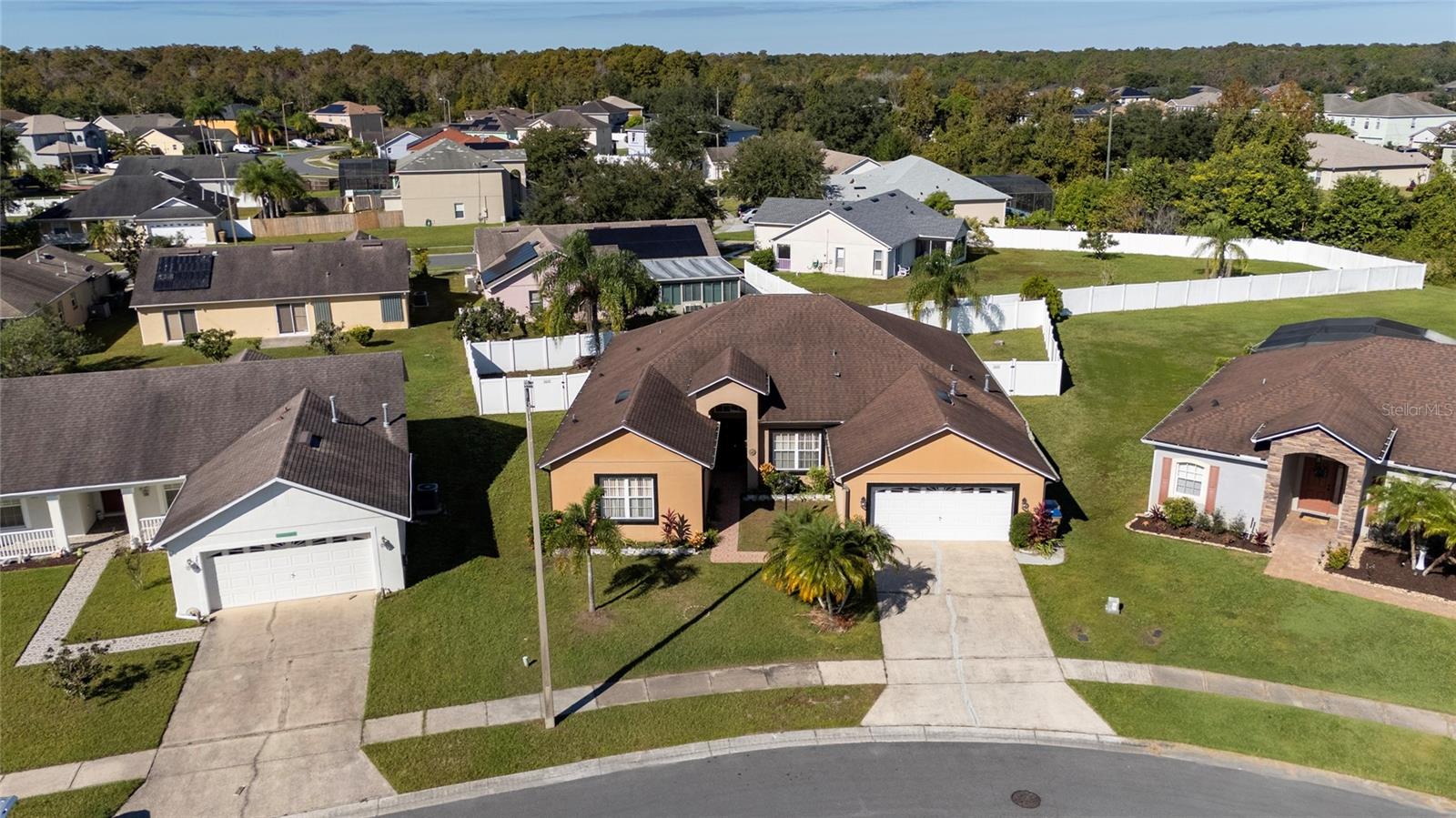 WILLOW BEND AT CRESCENT LAKES - Residential