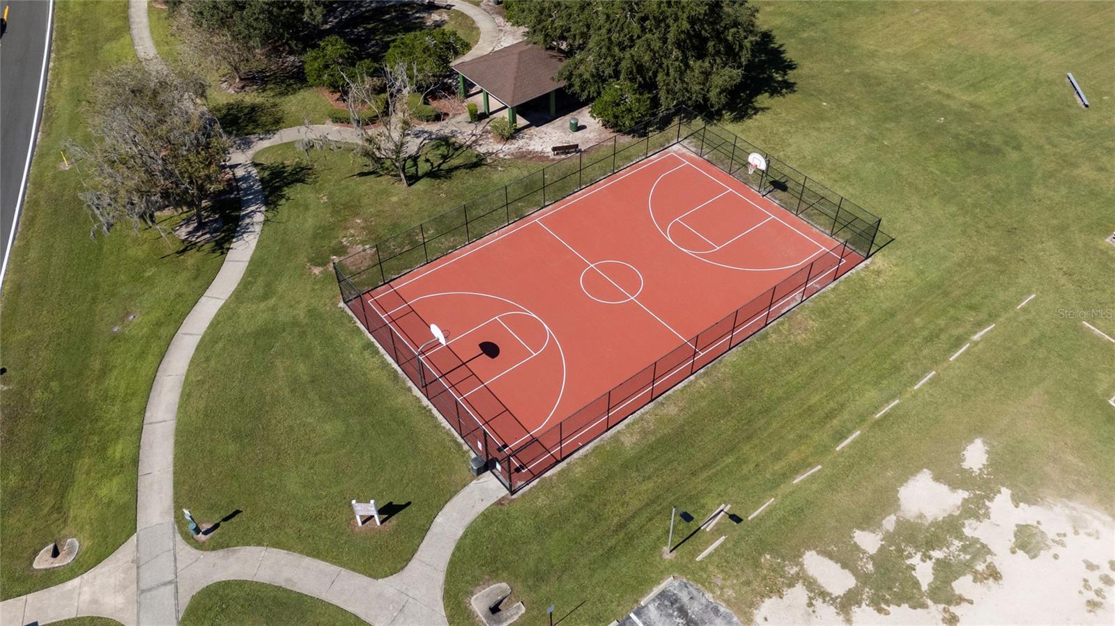 WILLOW BEND AT CRESCENT LAKES - Residential