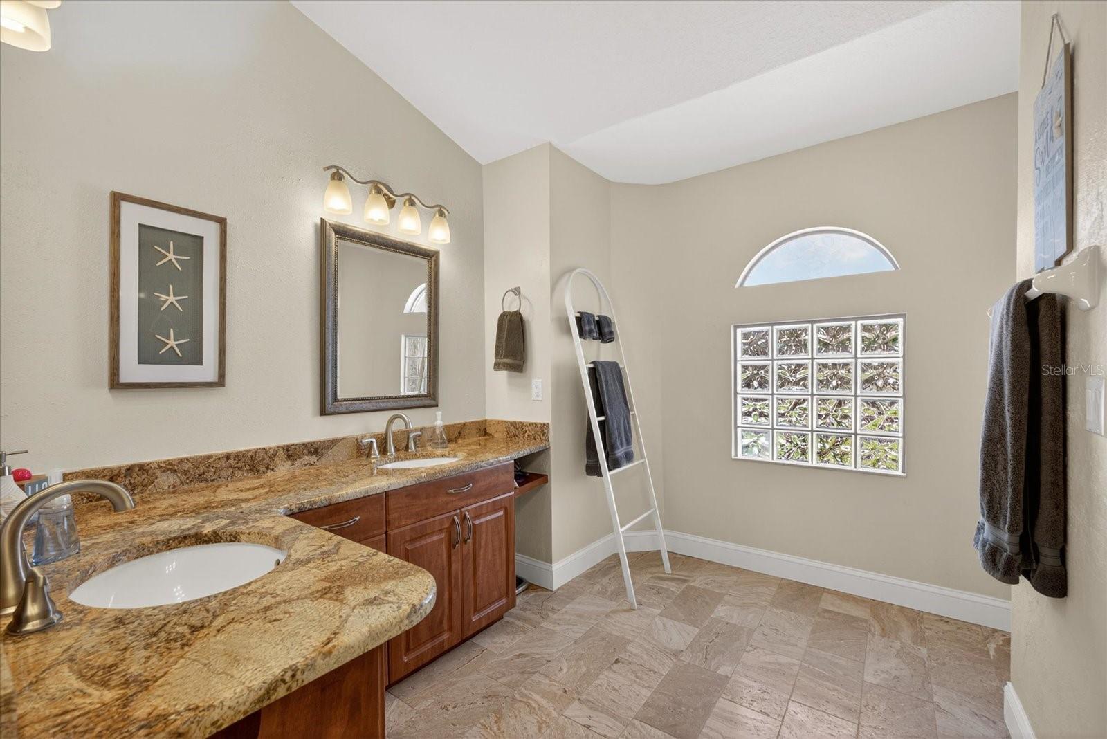 CROSSINGS AT LAKE TARPON - Residential