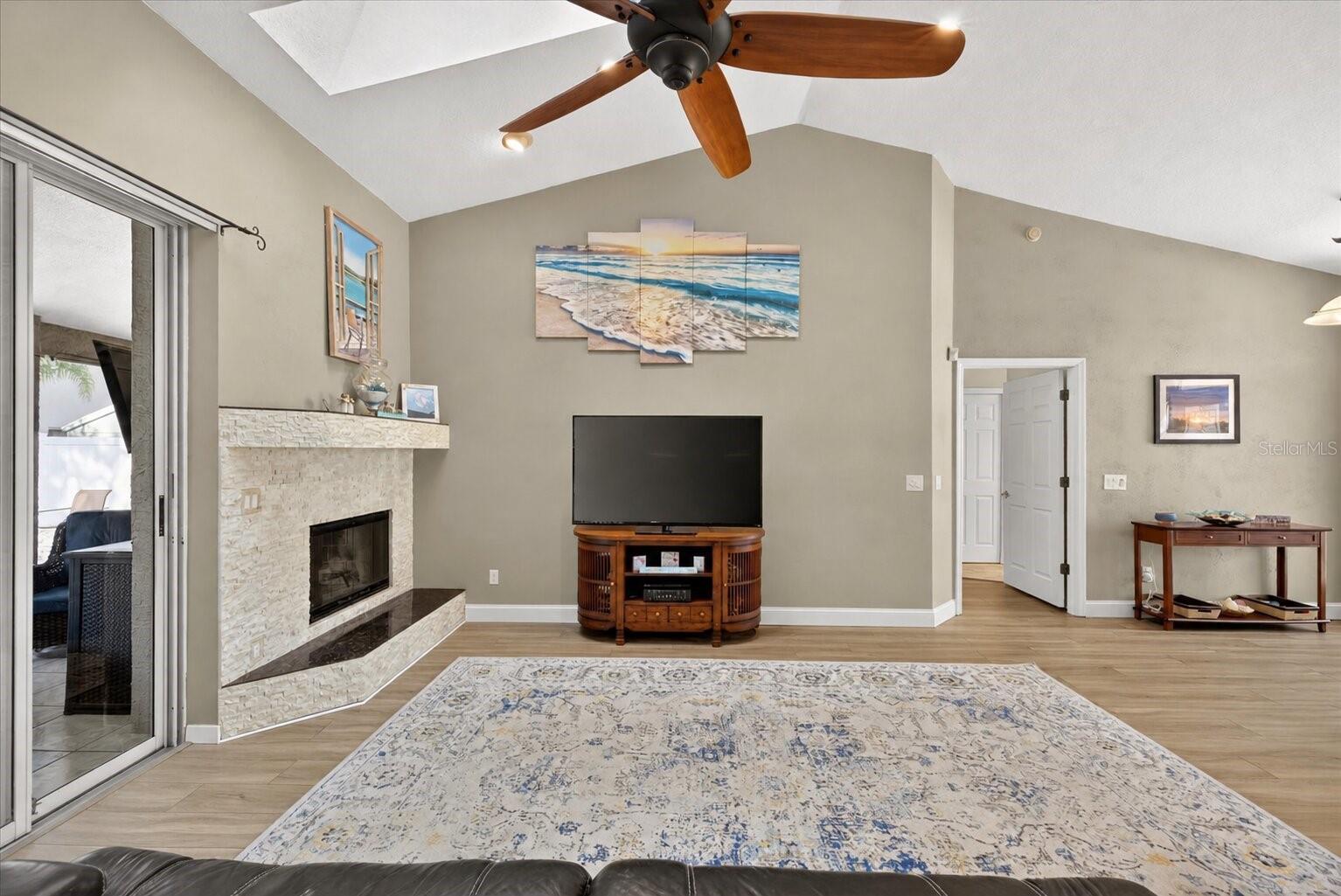 CROSSINGS AT LAKE TARPON - Residential