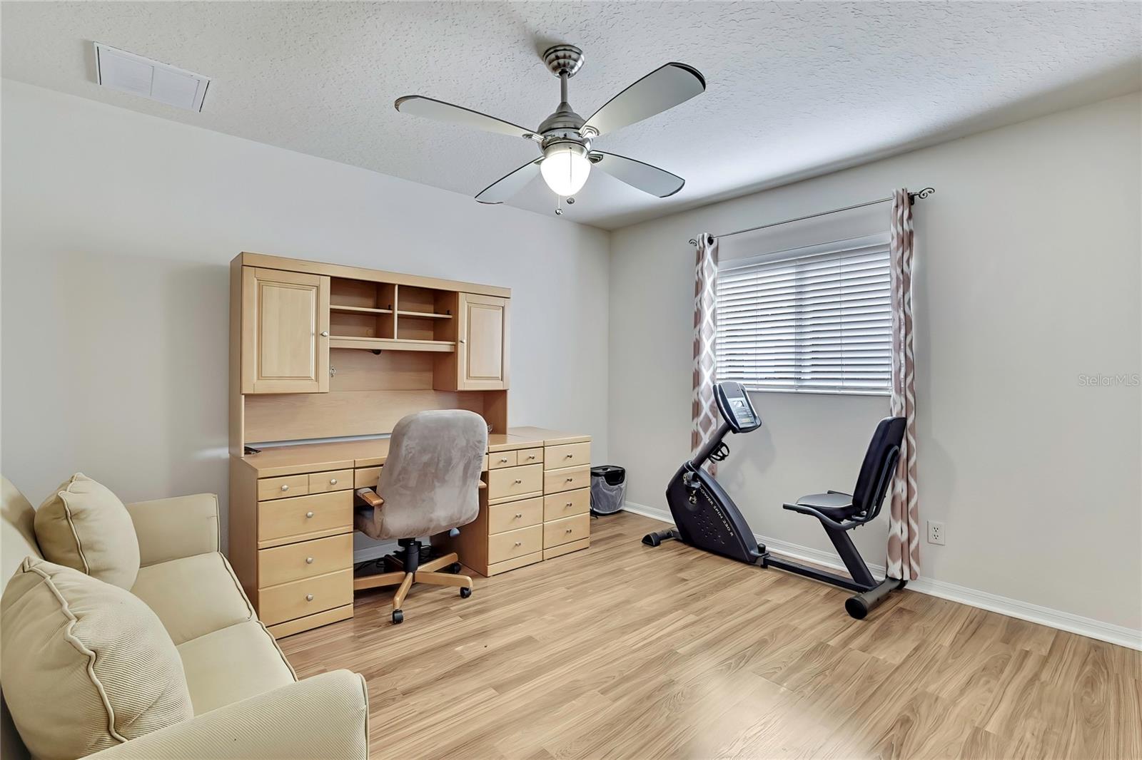 GROVER CLEVELAND ESTATES - Residential