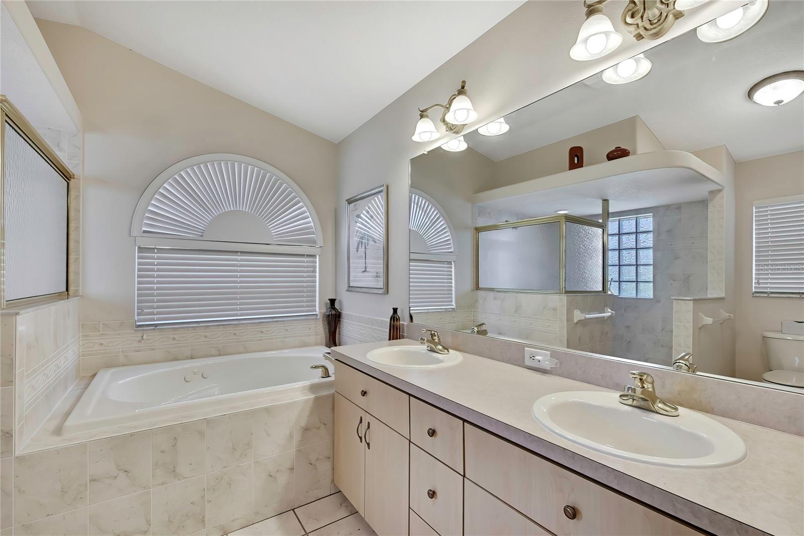 GROVER CLEVELAND ESTATES - Residential