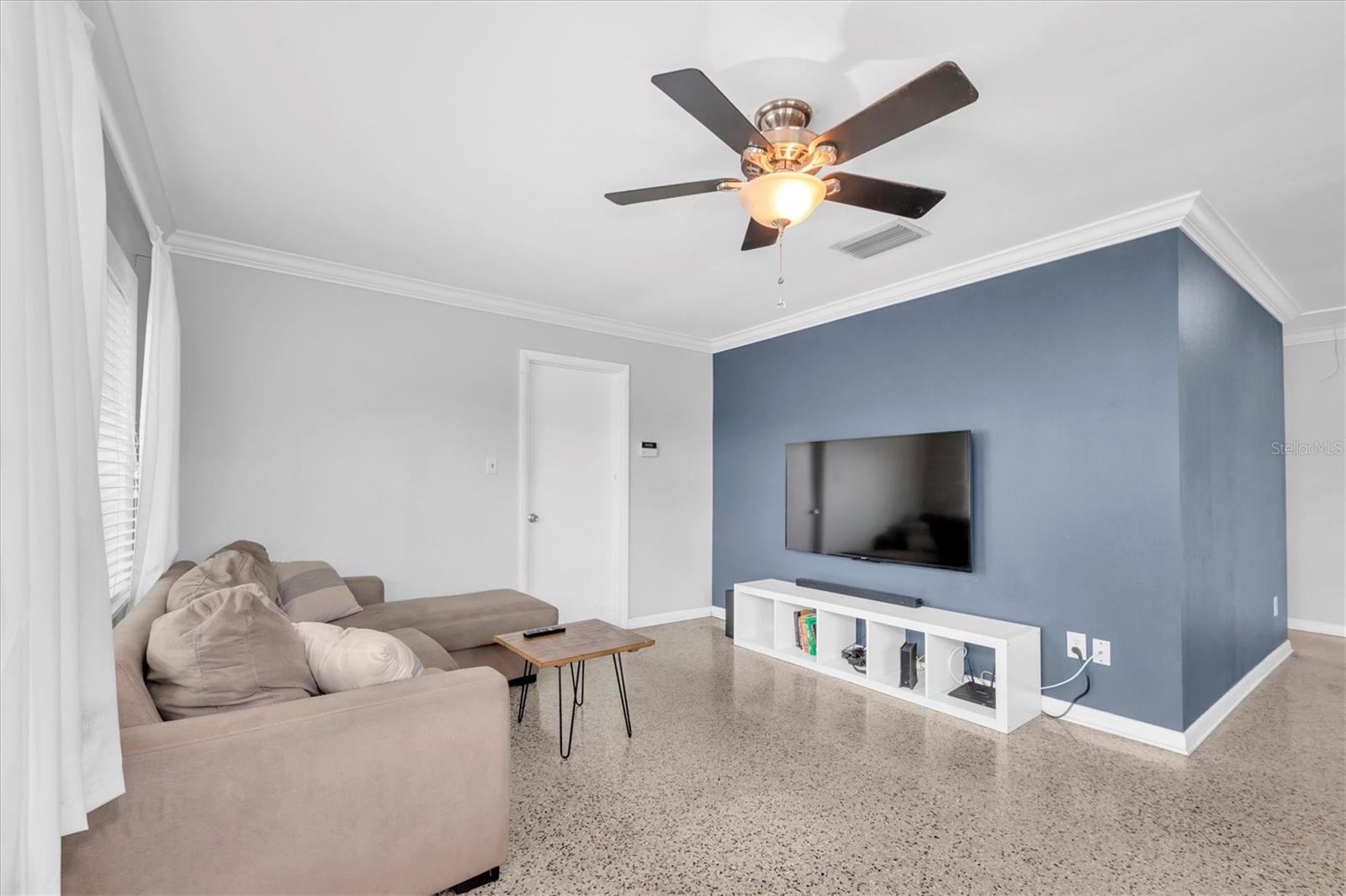 MIDWEST SUB CORR - Residential Lease