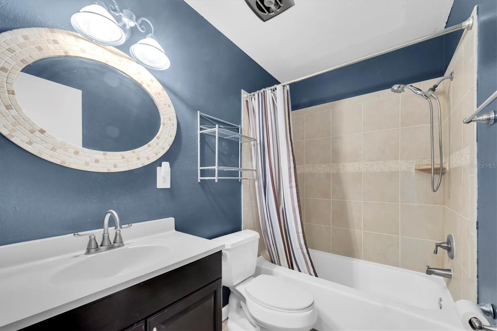 MIDWEST SUB CORR - Residential Lease