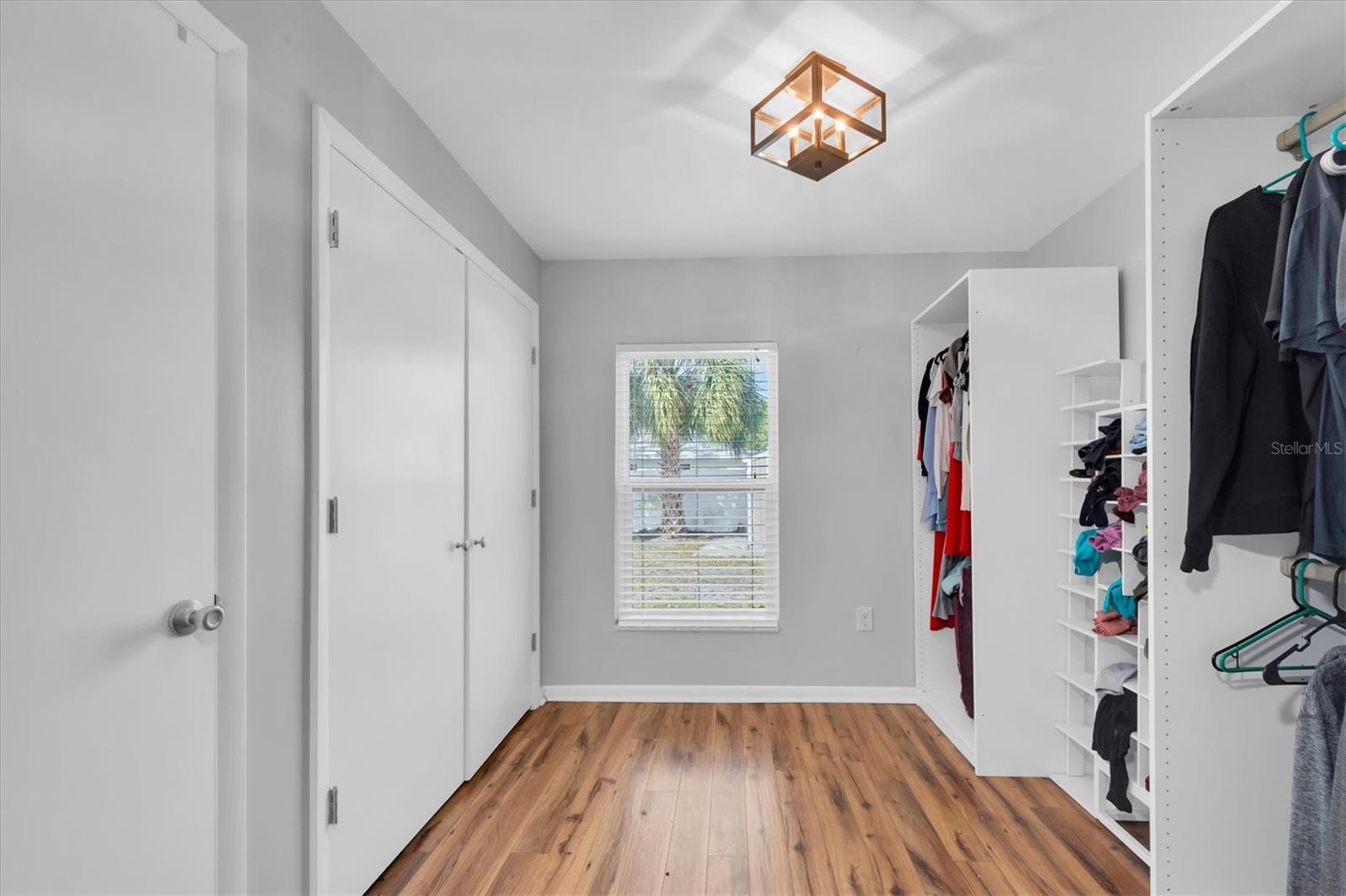 MIDWEST SUB CORR - Residential Lease