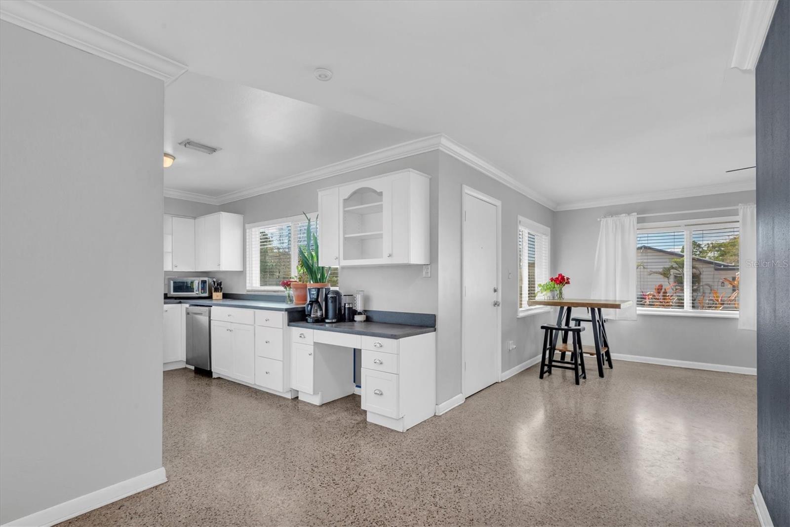 MIDWEST SUB CORR - Residential Lease