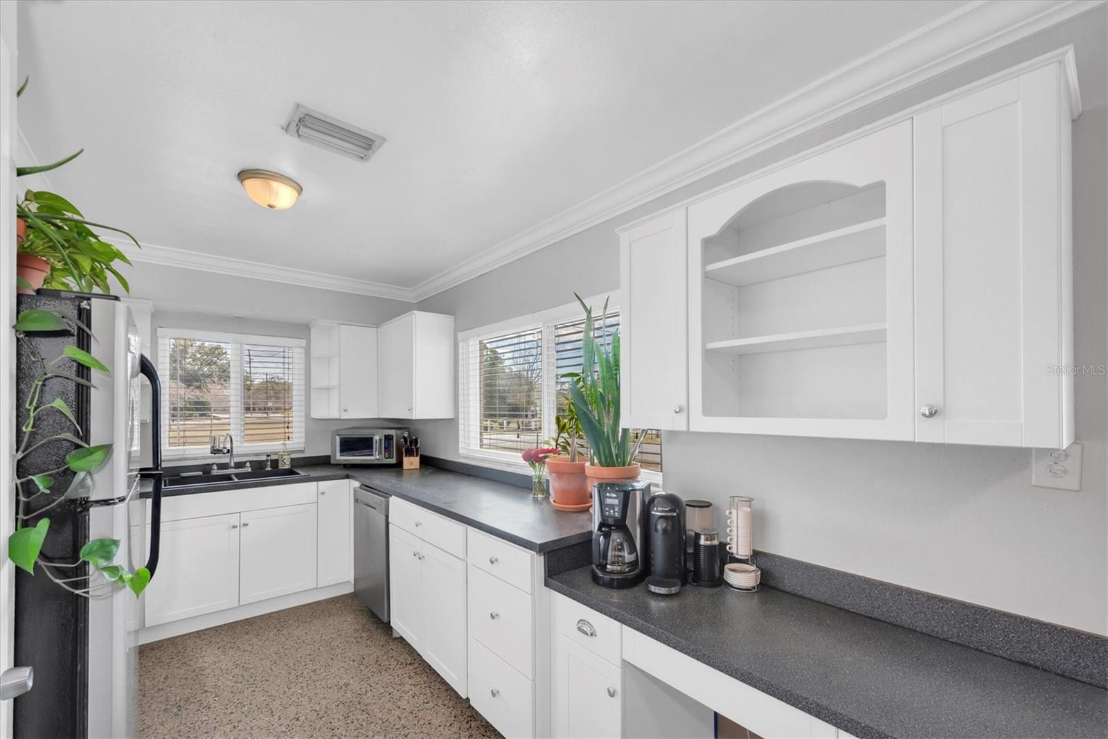 MIDWEST SUB CORR - Residential Lease