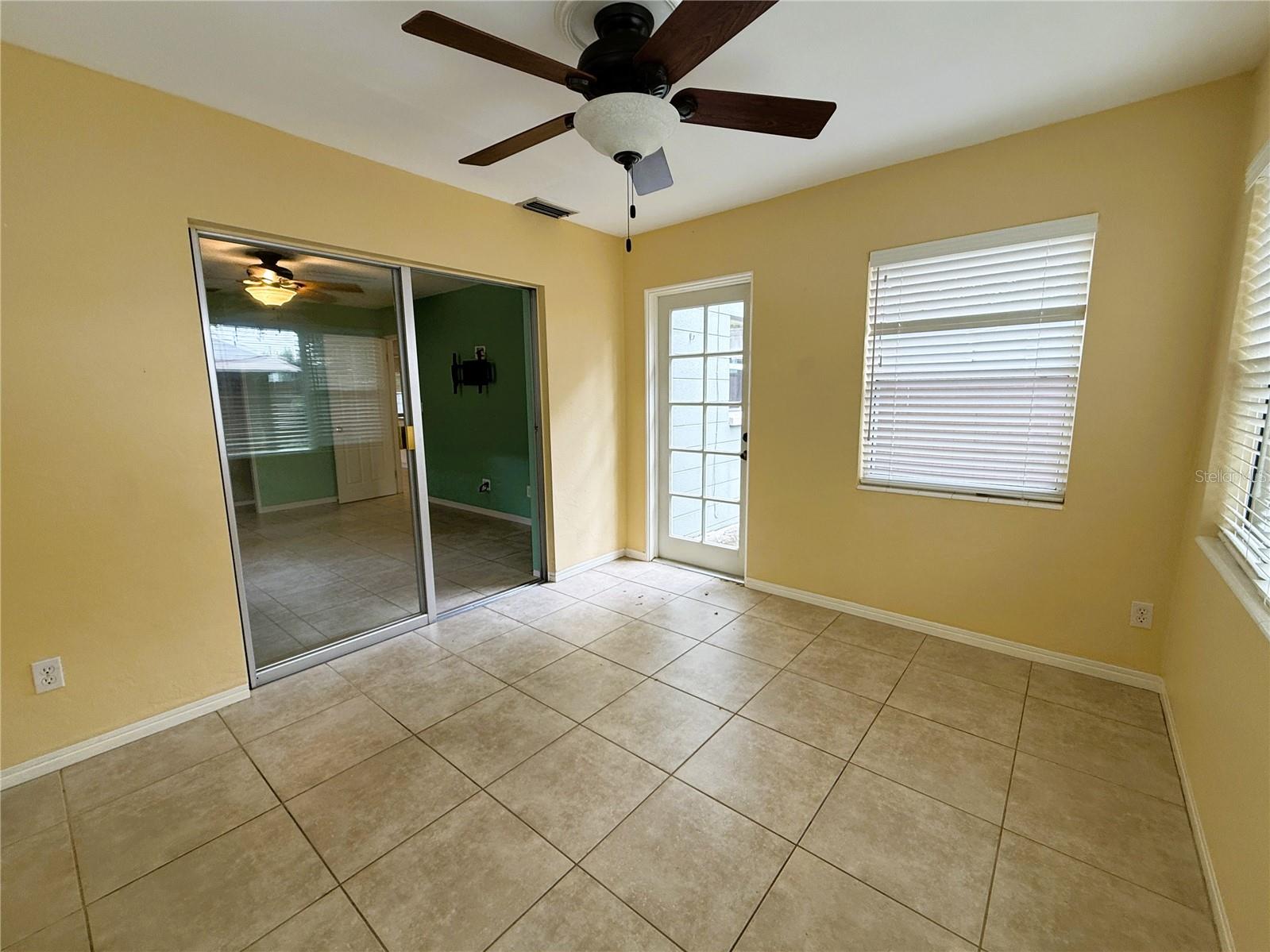 JUNGLE TERRACE SEC A - Residential Lease