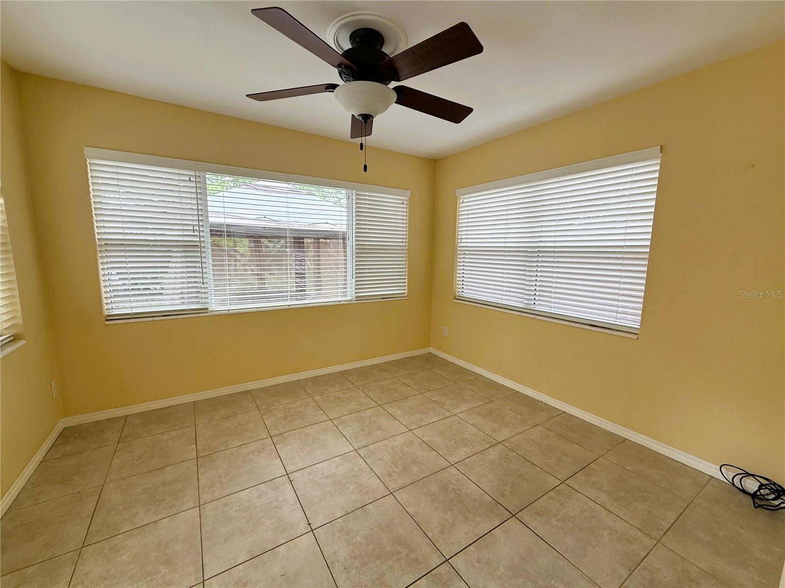 JUNGLE TERRACE SEC A - Residential Lease