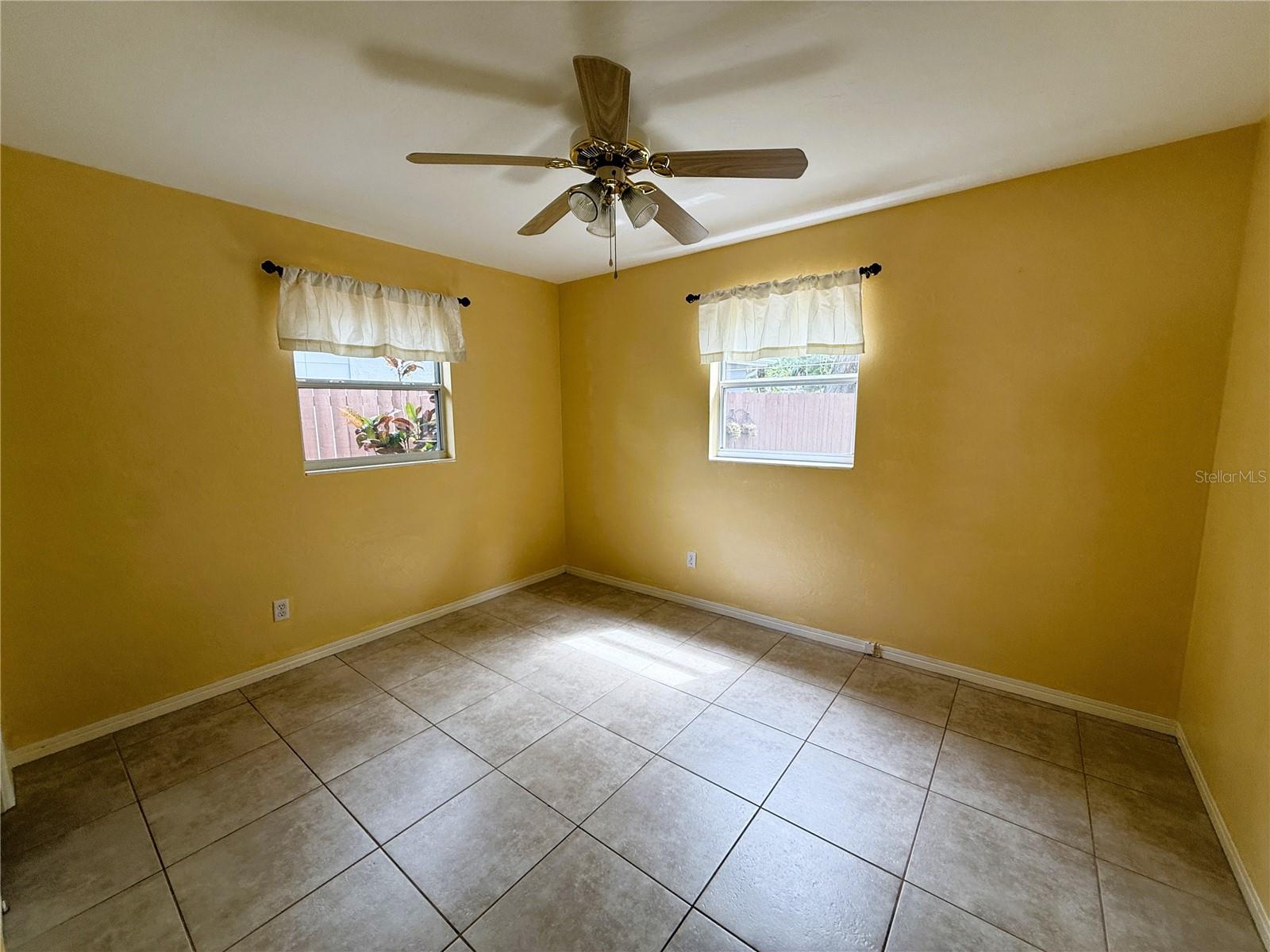 JUNGLE TERRACE SEC A - Residential Lease