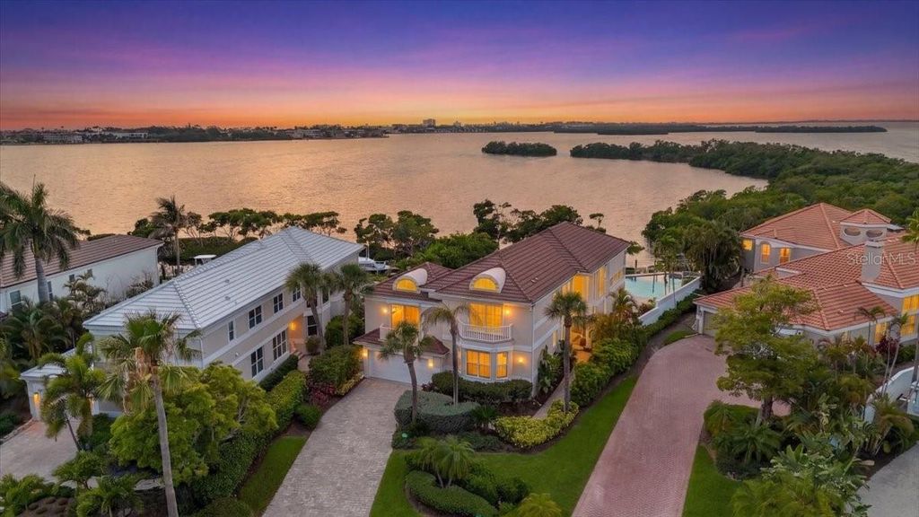 Photo of 3620 Fair Oaks Place, Longboat Key, FL 34228 (MLS # A4693553)