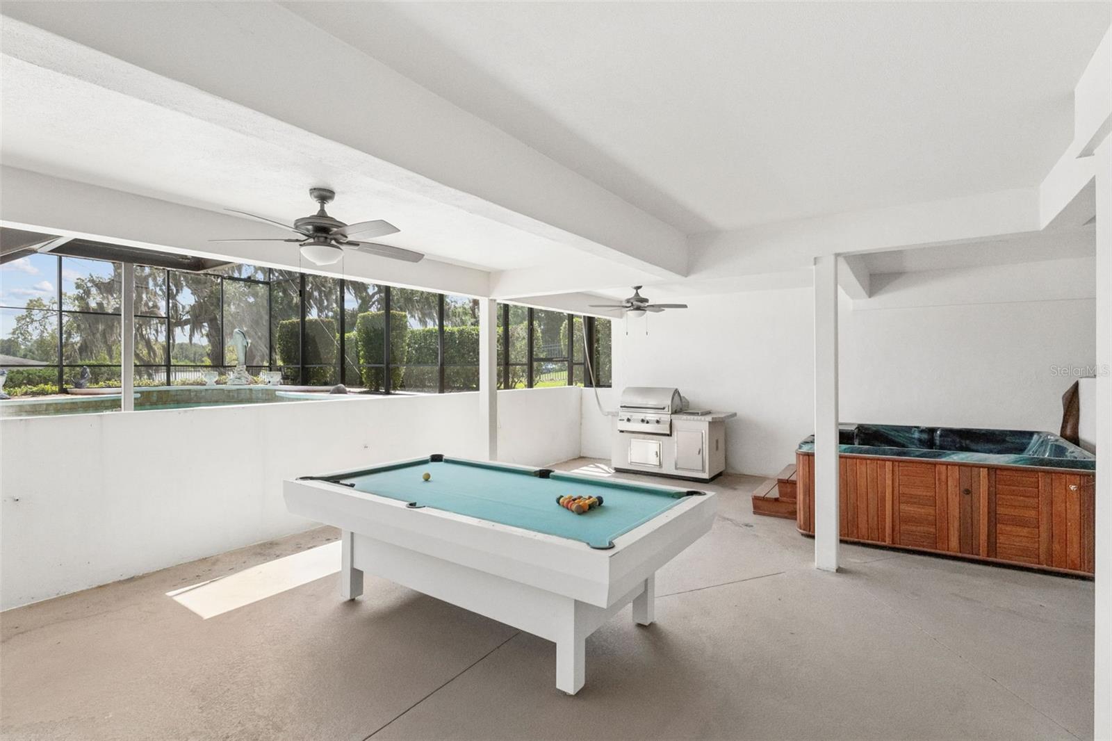 DOWN POINT SUB - Residential