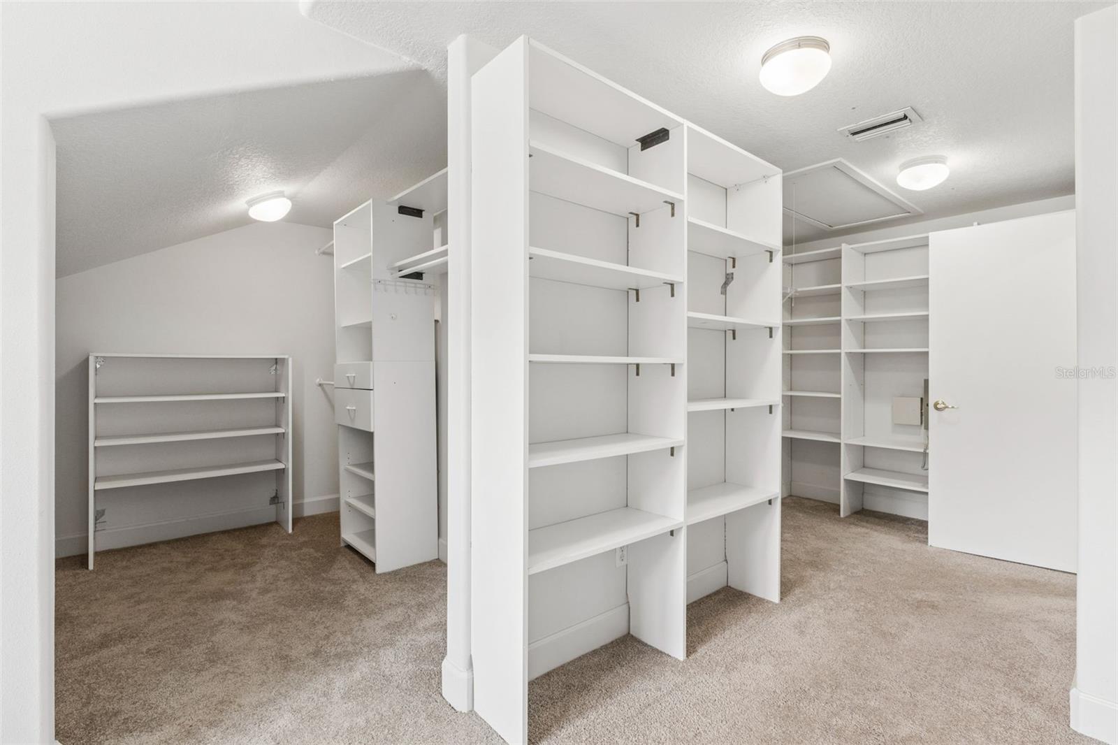 DOWN POINT SUB - Residential