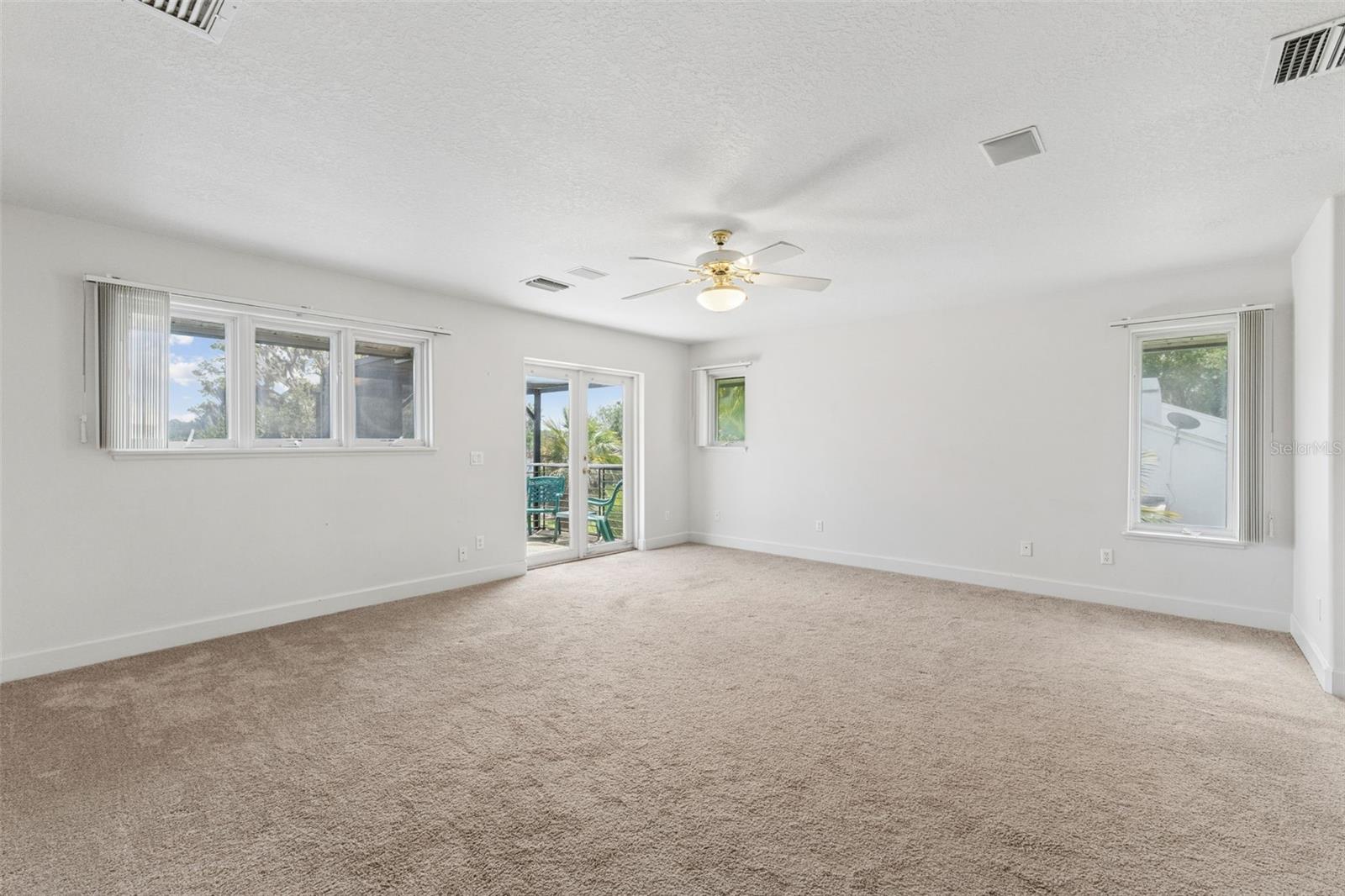 DOWN POINT SUB - Residential