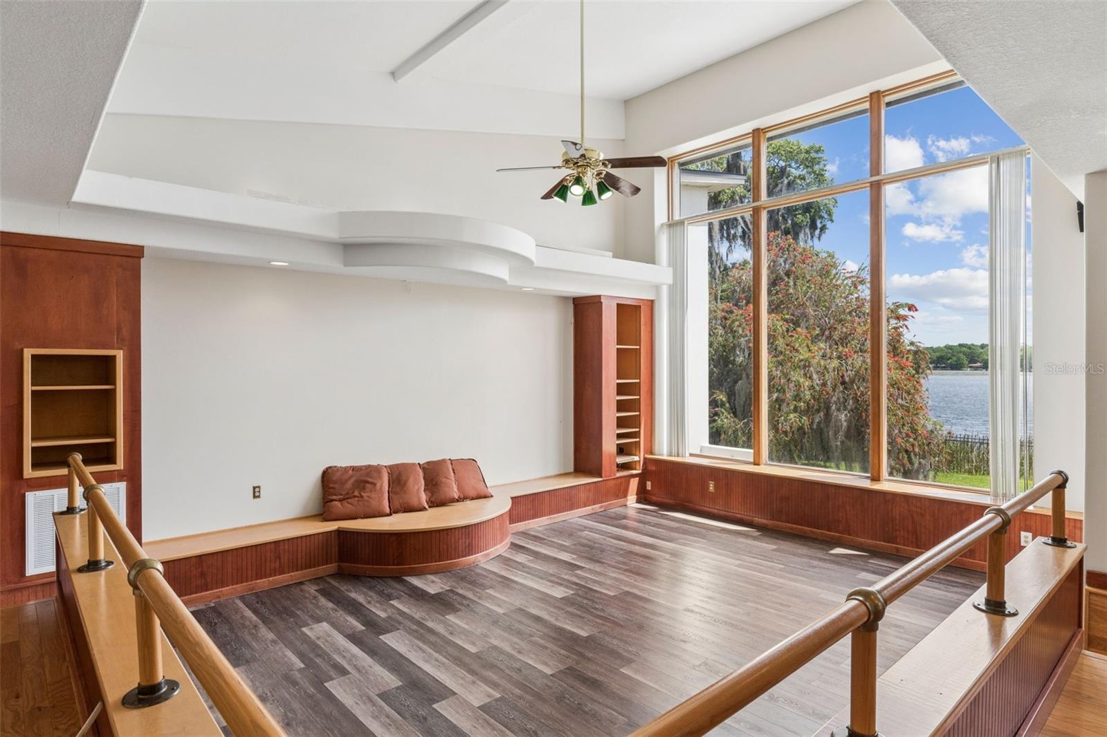 DOWN POINT SUB - Residential