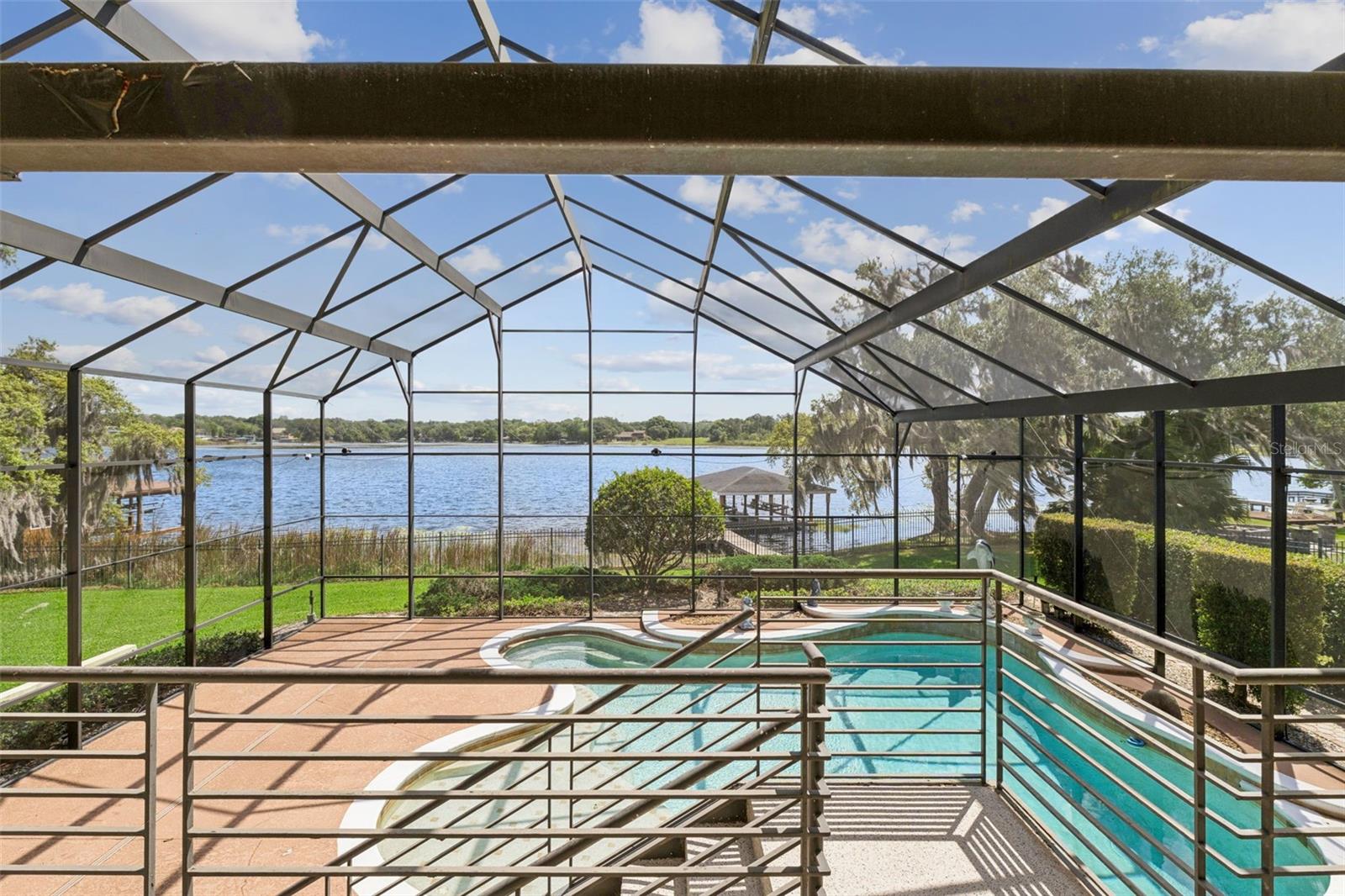 DOWN POINT SUB - Residential