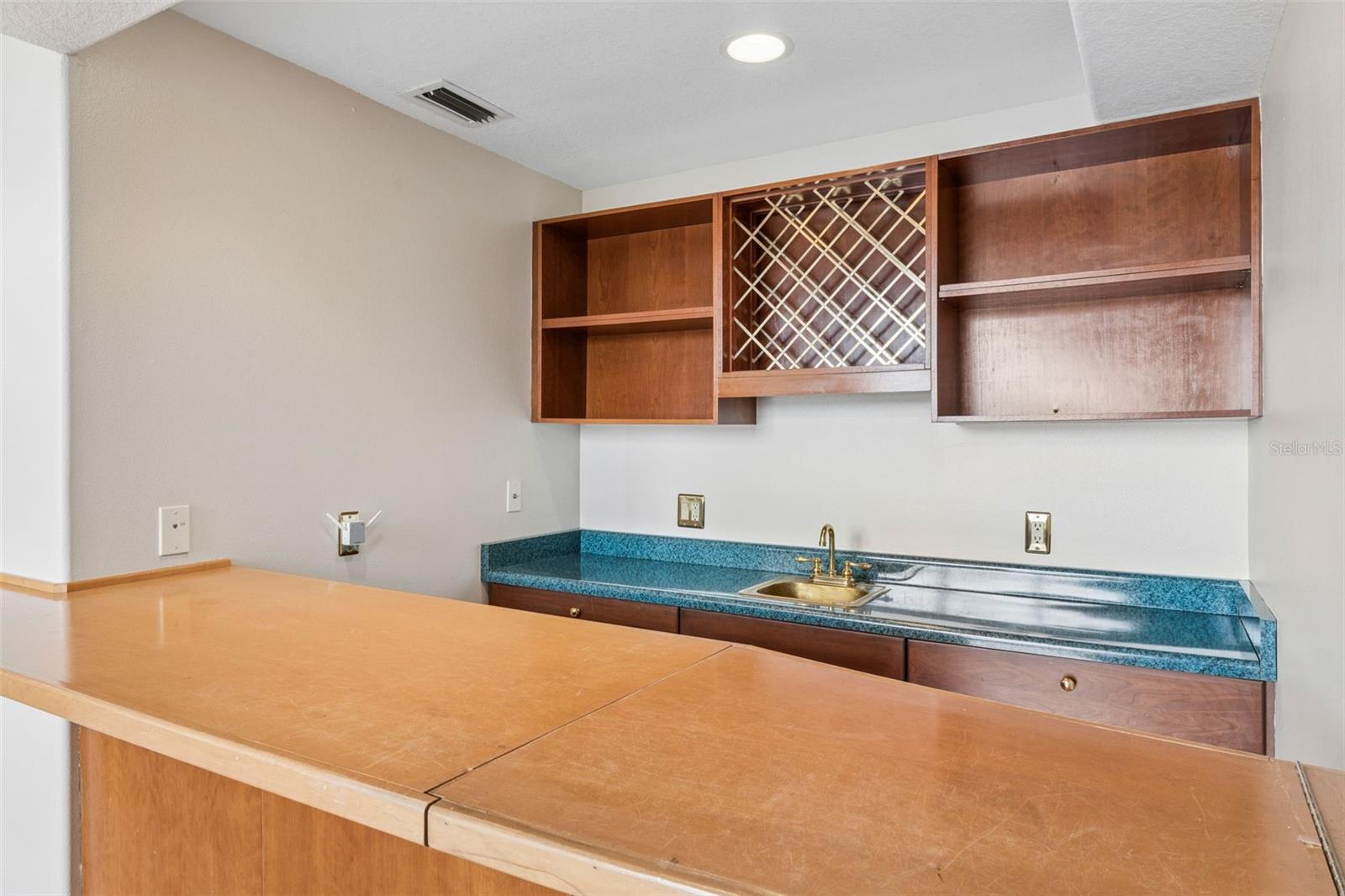 DOWN POINT SUB - Residential