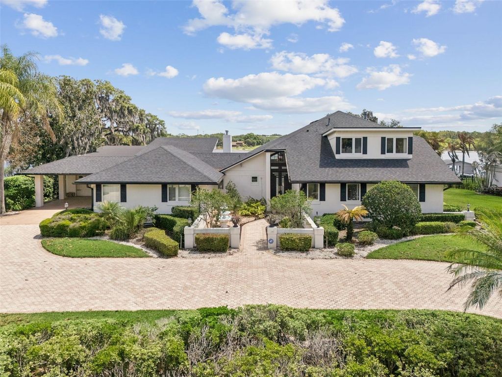 Photo of 4301 Down Point Lane, Windermere, FL 34786 (MLS # O6398366)