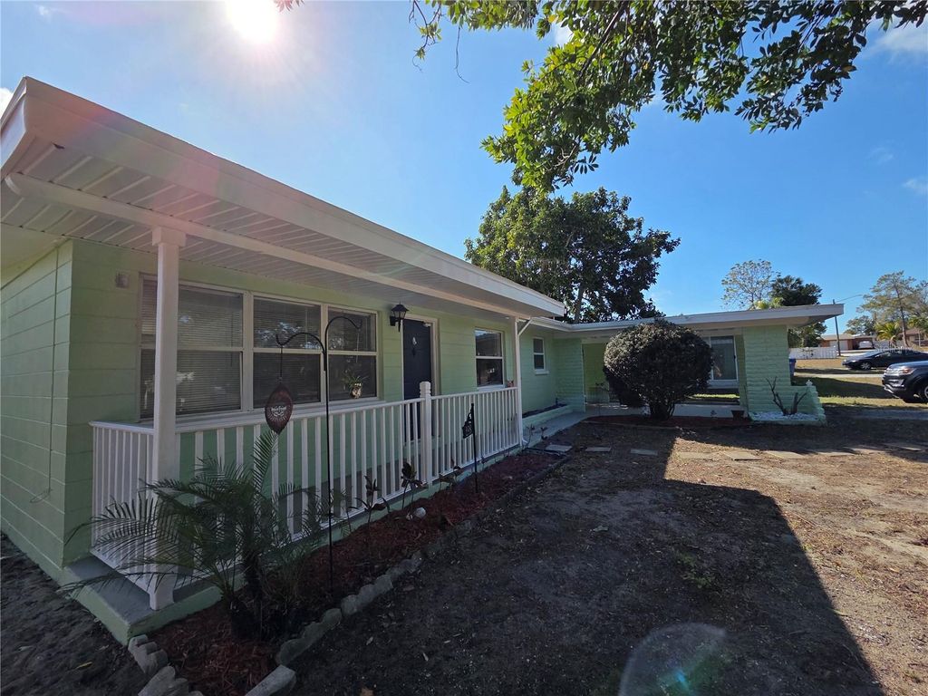 Photo of 298 11th Avenue SW, Largo, FL 33770 (MLS # TB8471583)