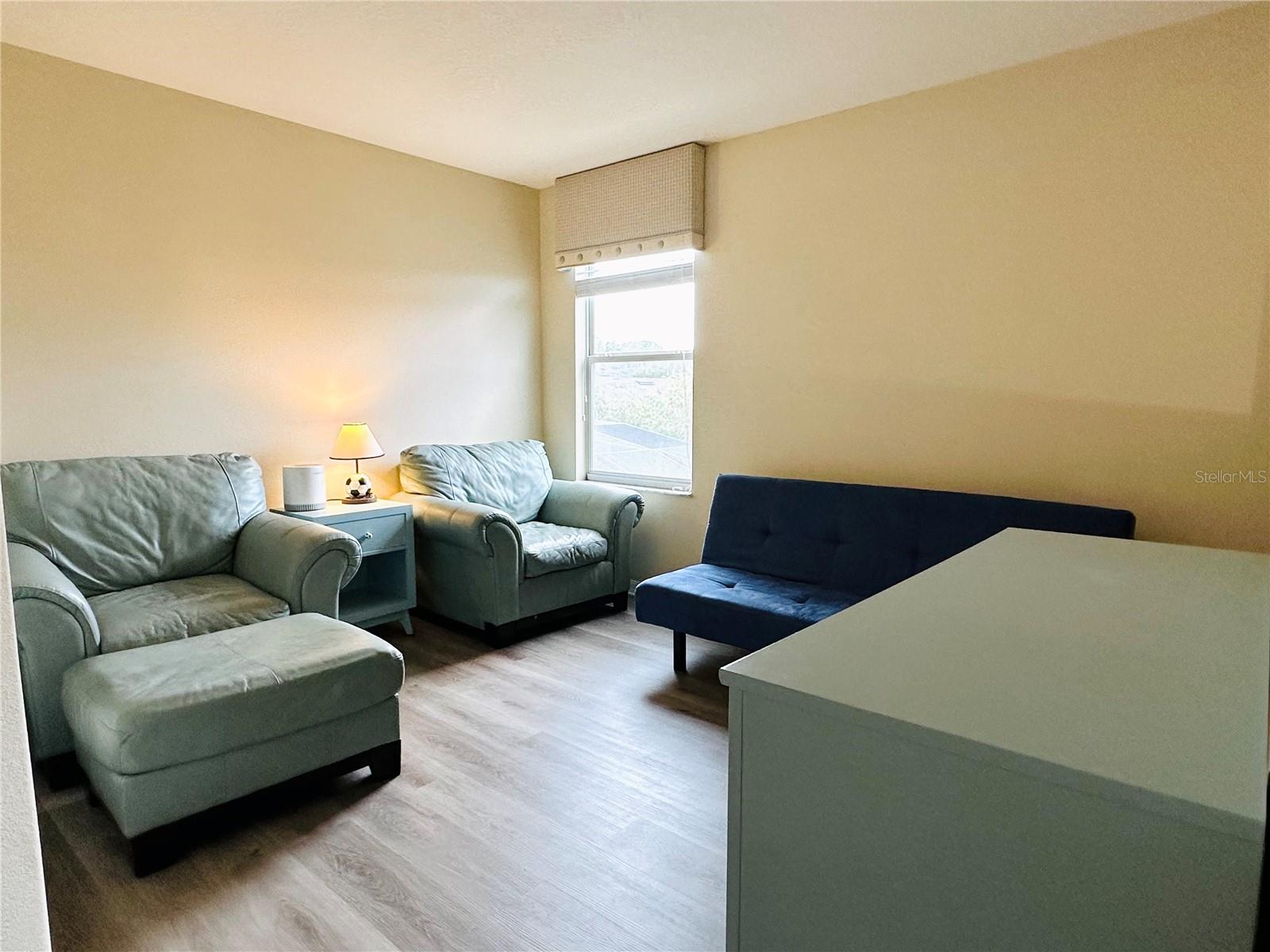 VERANDA PALMS - Residential Lease