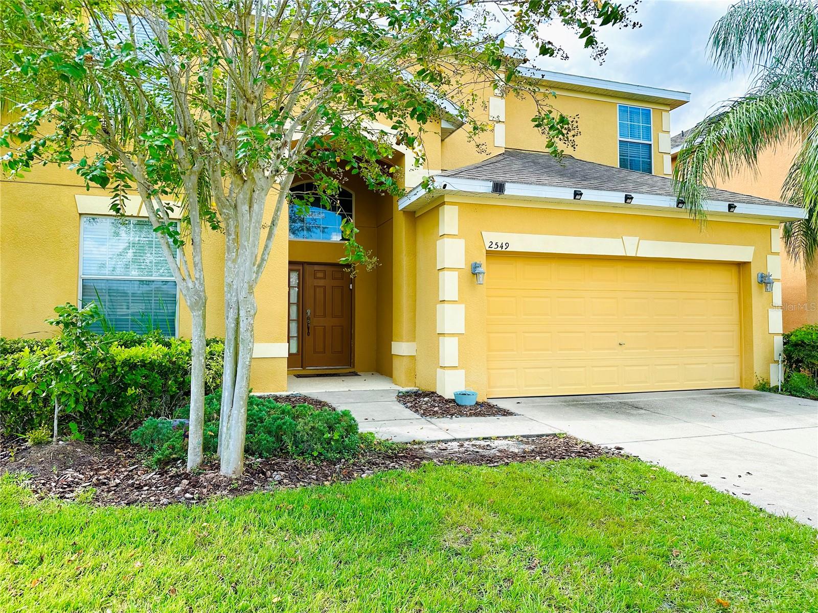 VERANDA PALMS - Residential Lease