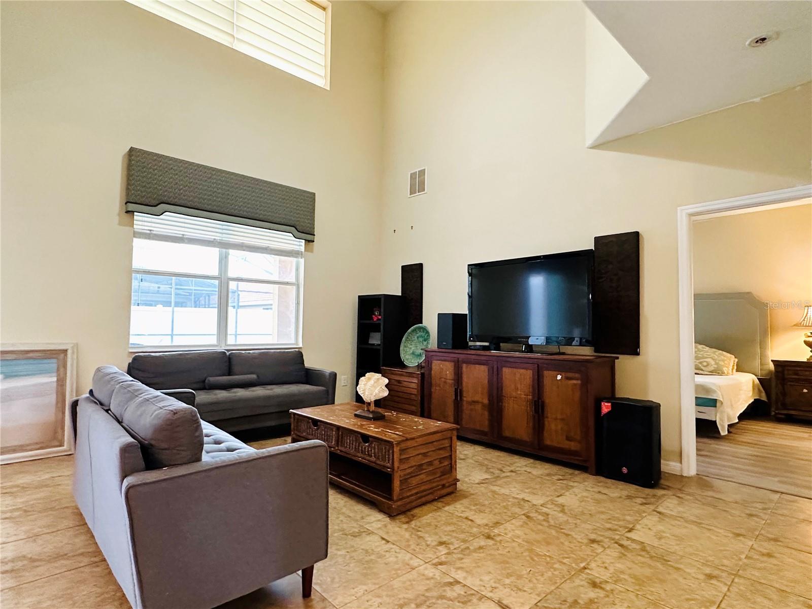 VERANDA PALMS - Residential Lease