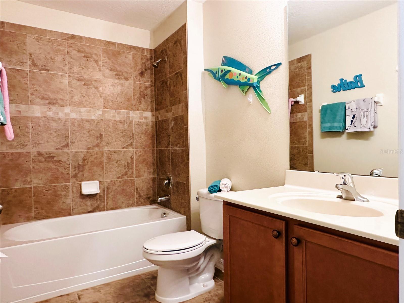 VERANDA PALMS - Residential Lease