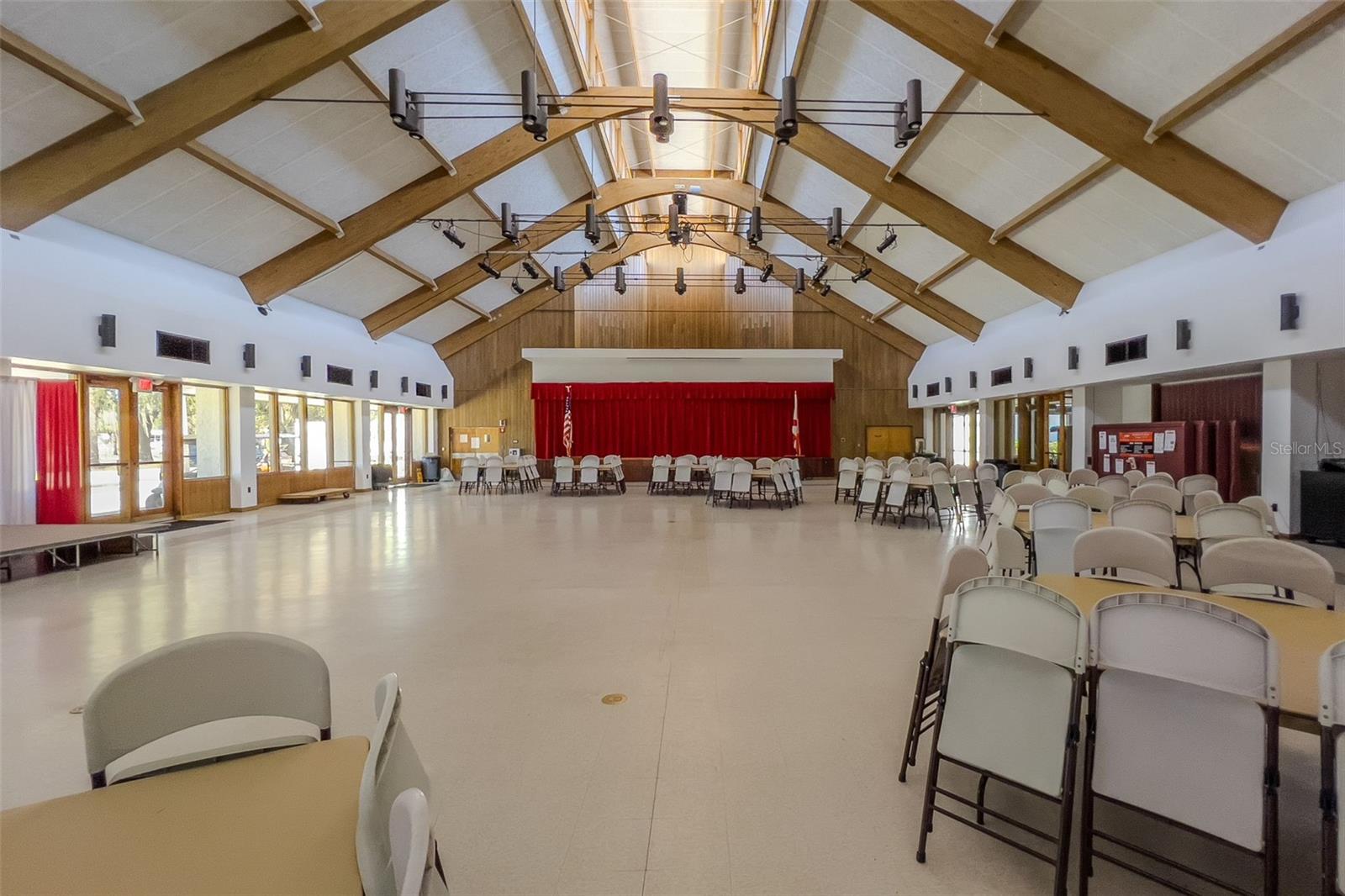 HAWTHORNE AT LEESBURG - Residential