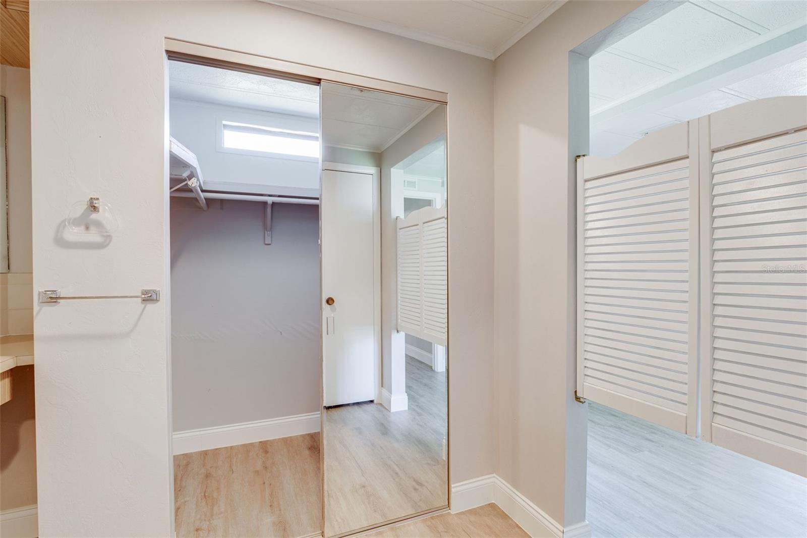 HAWTHORNE AT LEESBURG - Residential