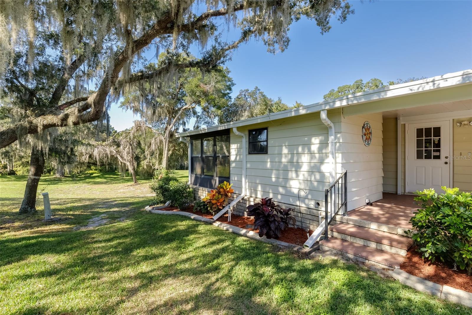 HAWTHORNE AT LEESBURG - Residential