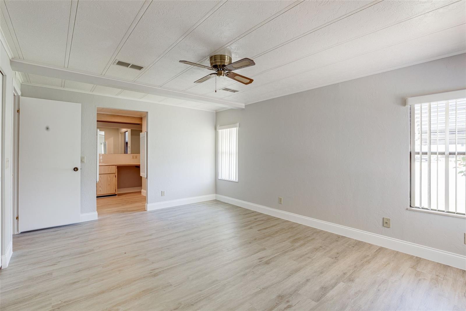 HAWTHORNE AT LEESBURG - Residential