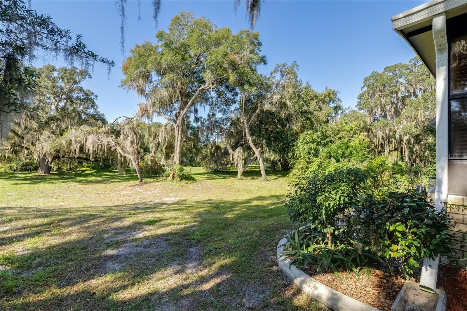 HAWTHORNE AT LEESBURG - Residential