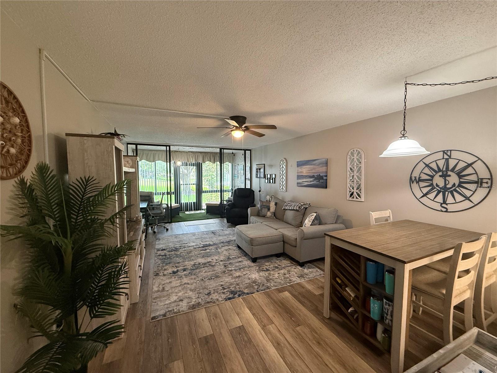 LAKEVIEW OF LARGO - Residential