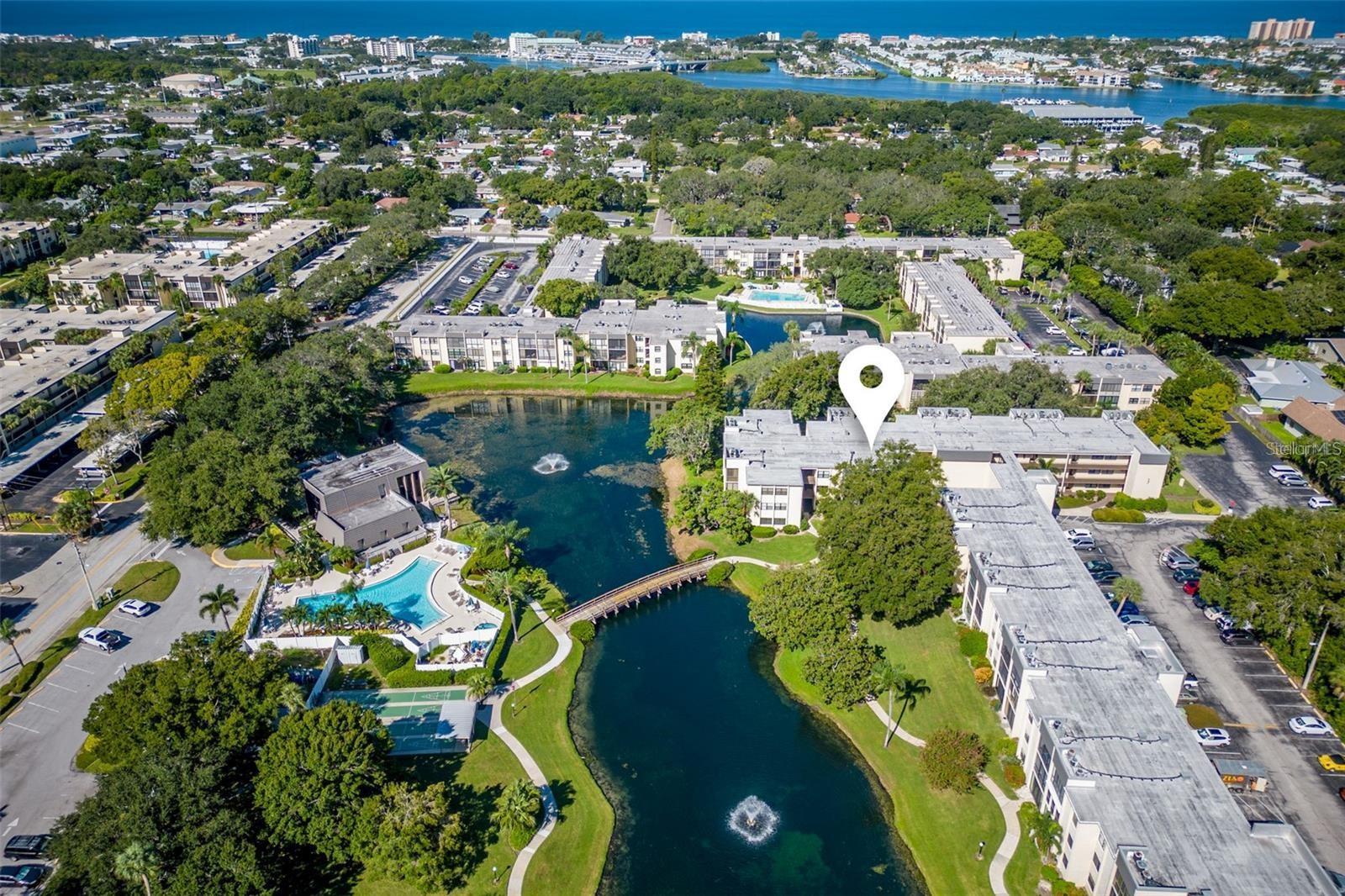 LAKEVIEW OF LARGO - Residential
