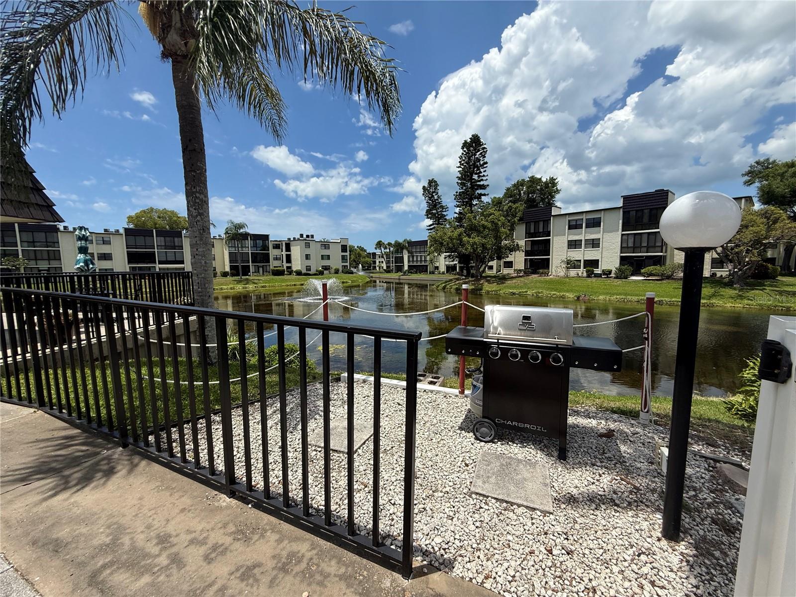 LAKEVIEW OF LARGO - Residential