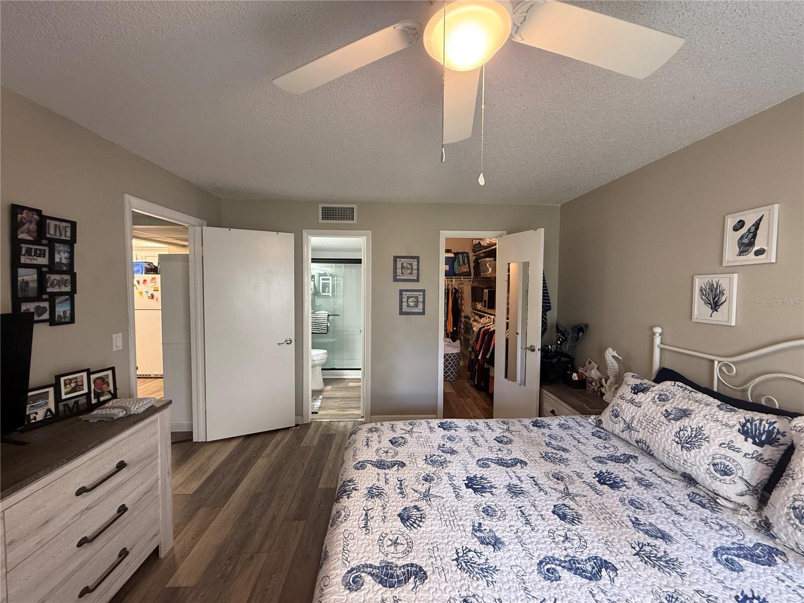 LAKEVIEW OF LARGO - Residential