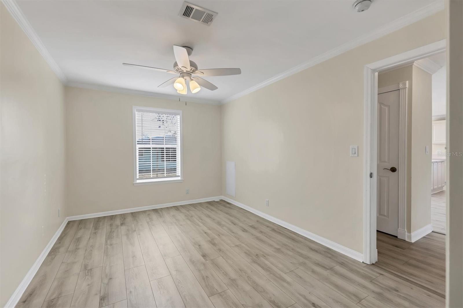 SOUTH VENICE - Residential