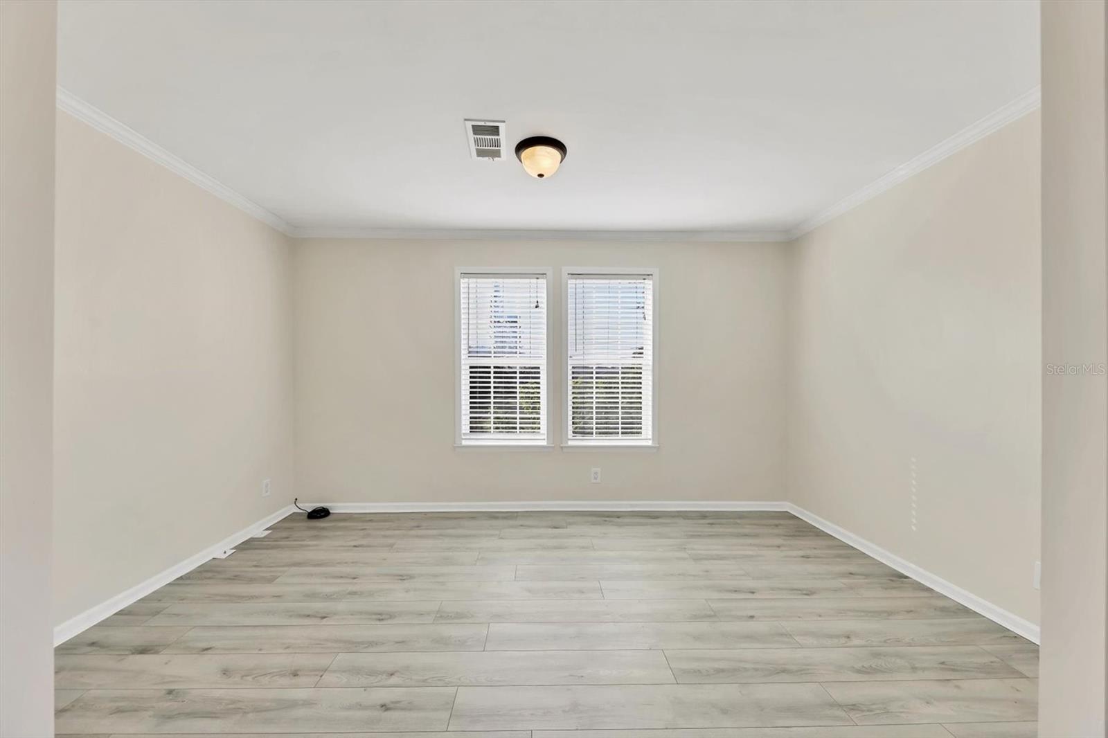 SOUTH VENICE - Residential