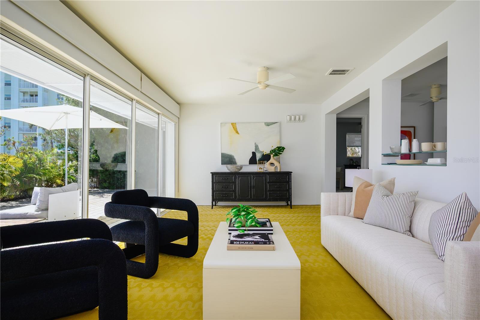 THREE PALMS POINT - Residential