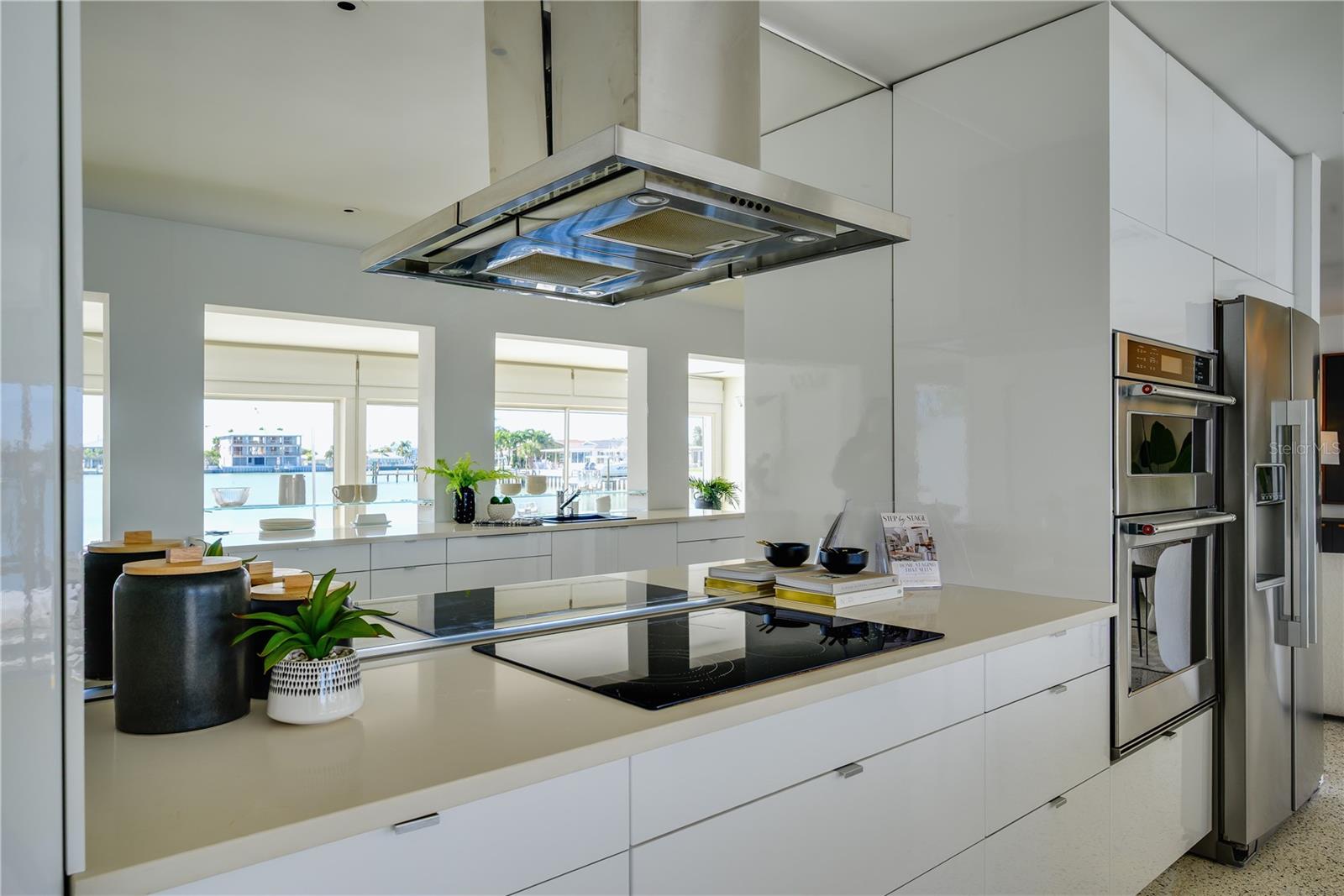 THREE PALMS POINT - Residential