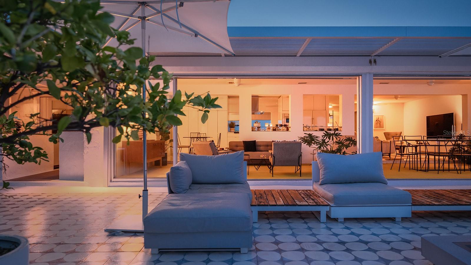 THREE PALMS POINT - Residential