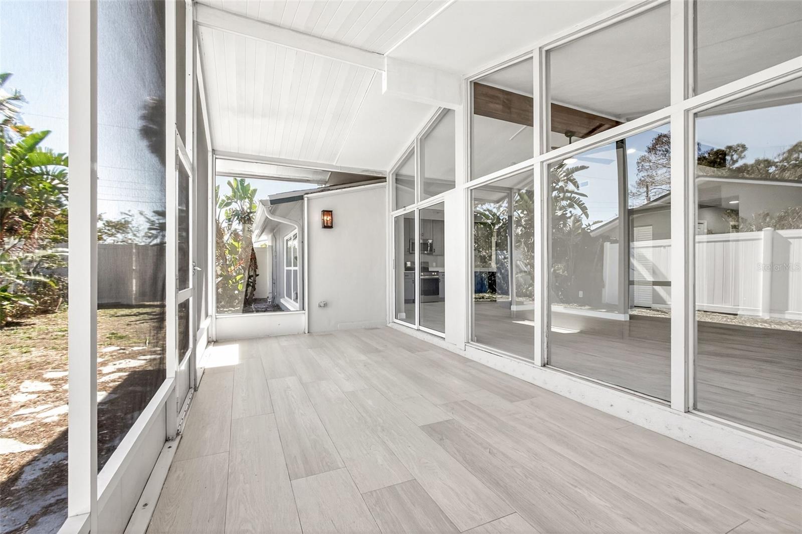 APOLLO BEACH UNIT TWO - Residential