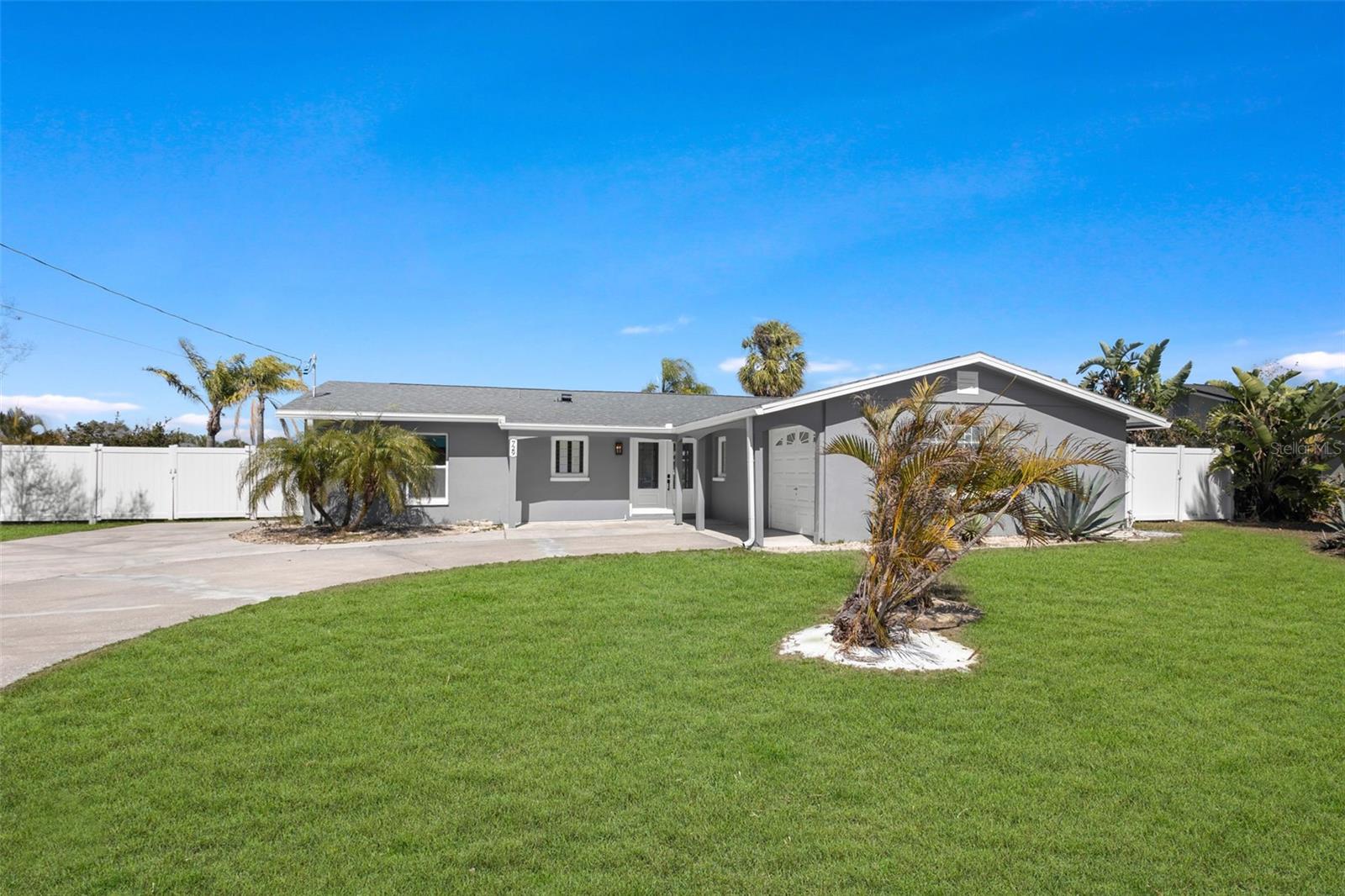 APOLLO BEACH UNIT TWO - Residential