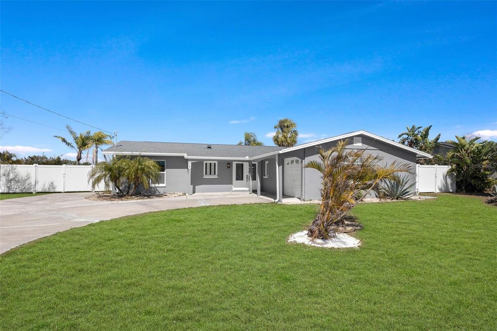 Photo of 729 Spanish Main Drive, Apollo Beach, FL 33572 (MLS # TB8482110)