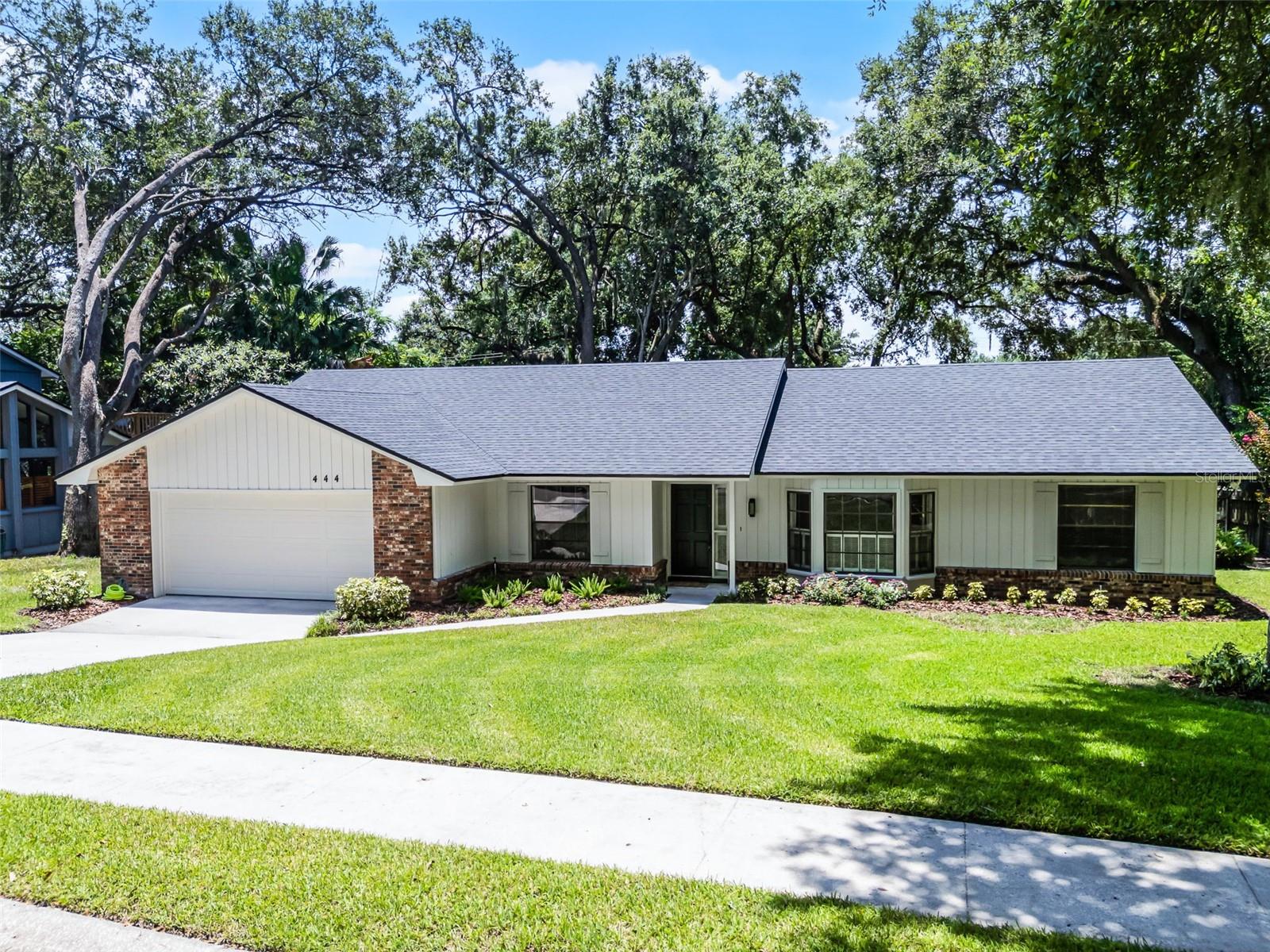 444 STONEWOOD LANE