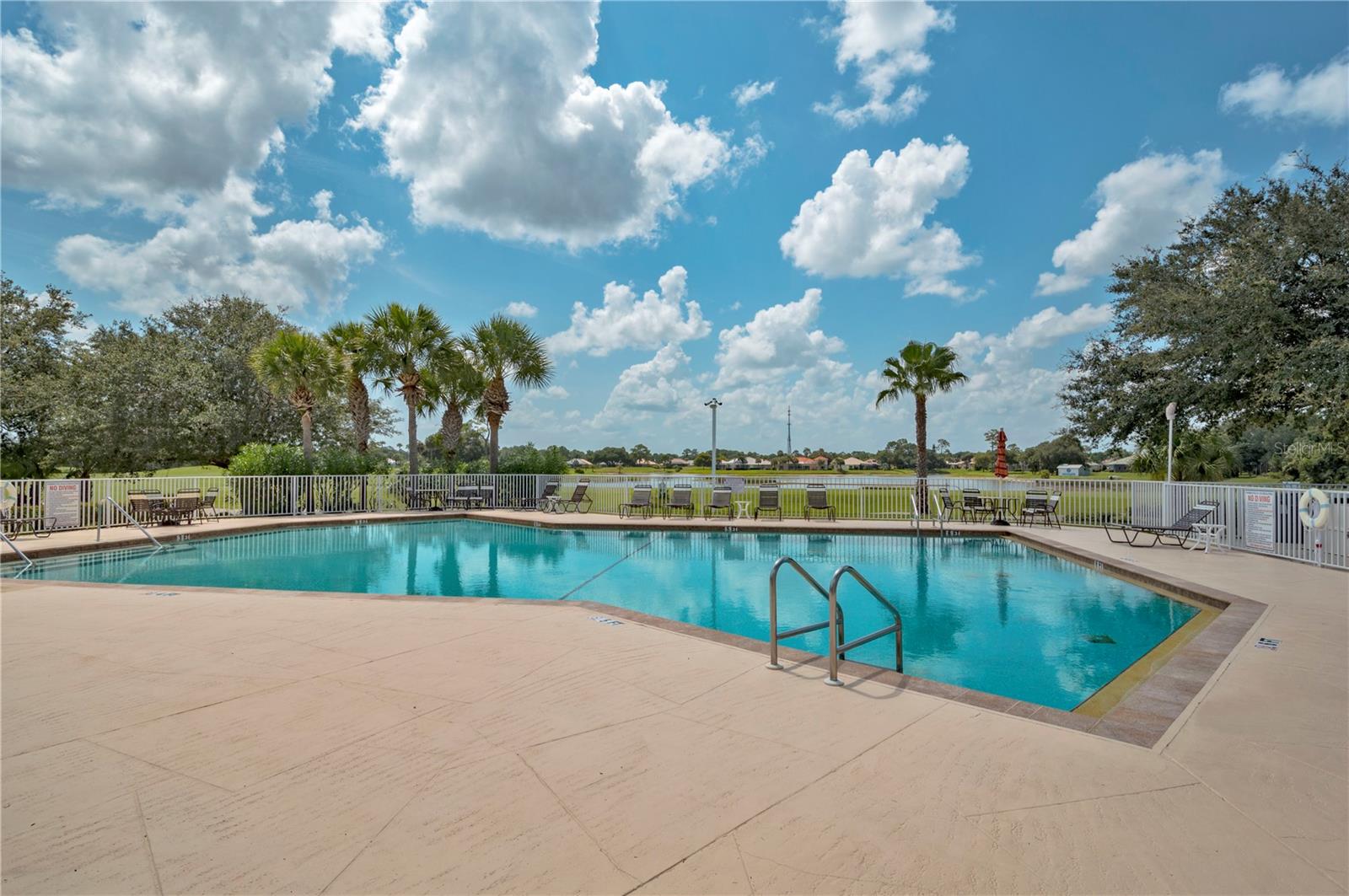 BOBCAT TRAIL - Residential