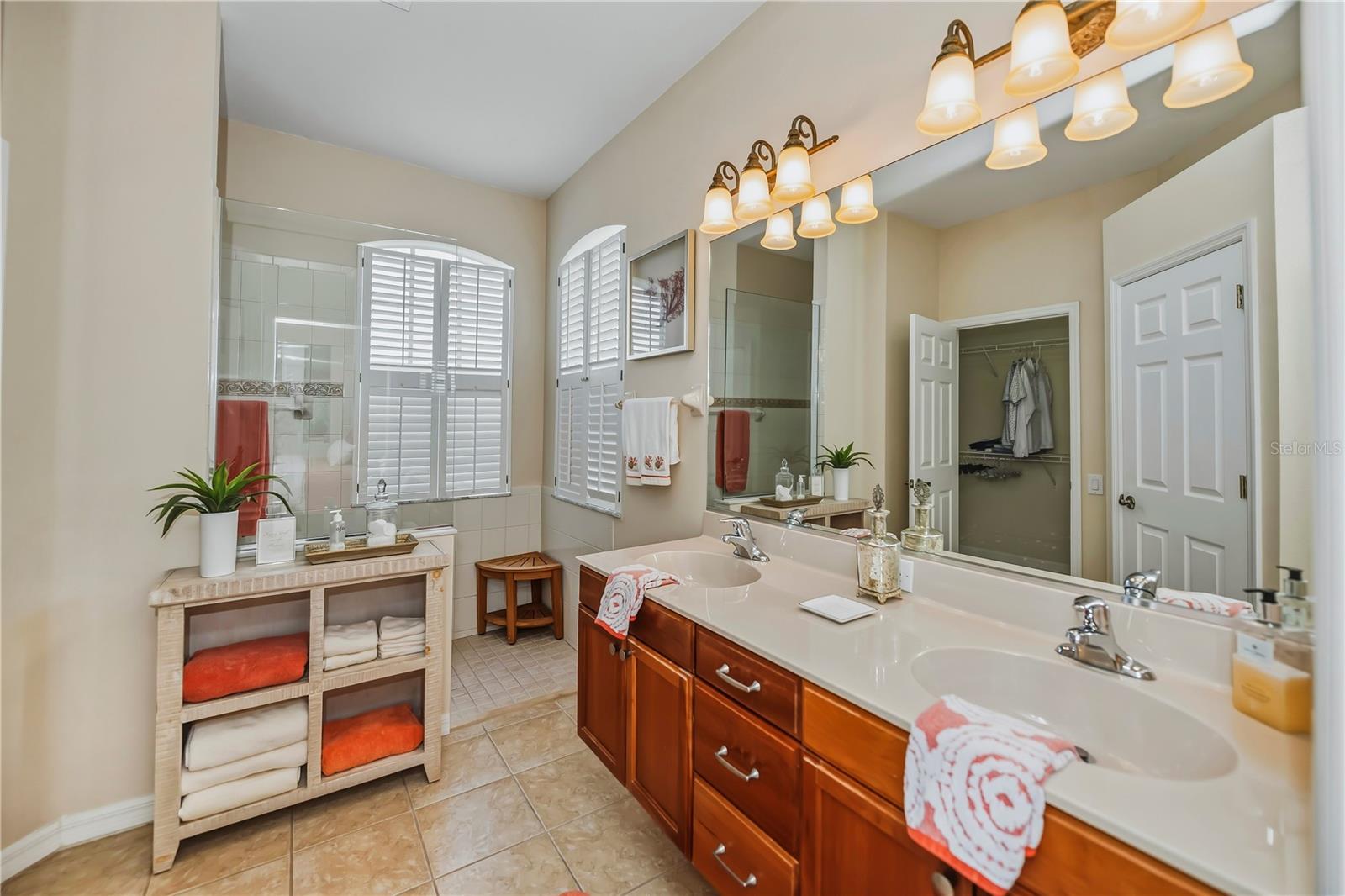 BOBCAT TRAIL - Residential