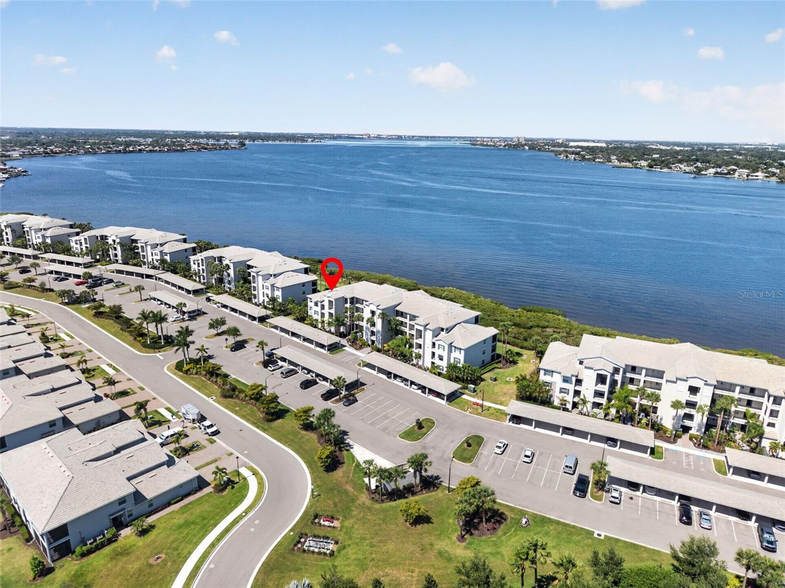 1020 TIDEWATER SHORES LOOP 301