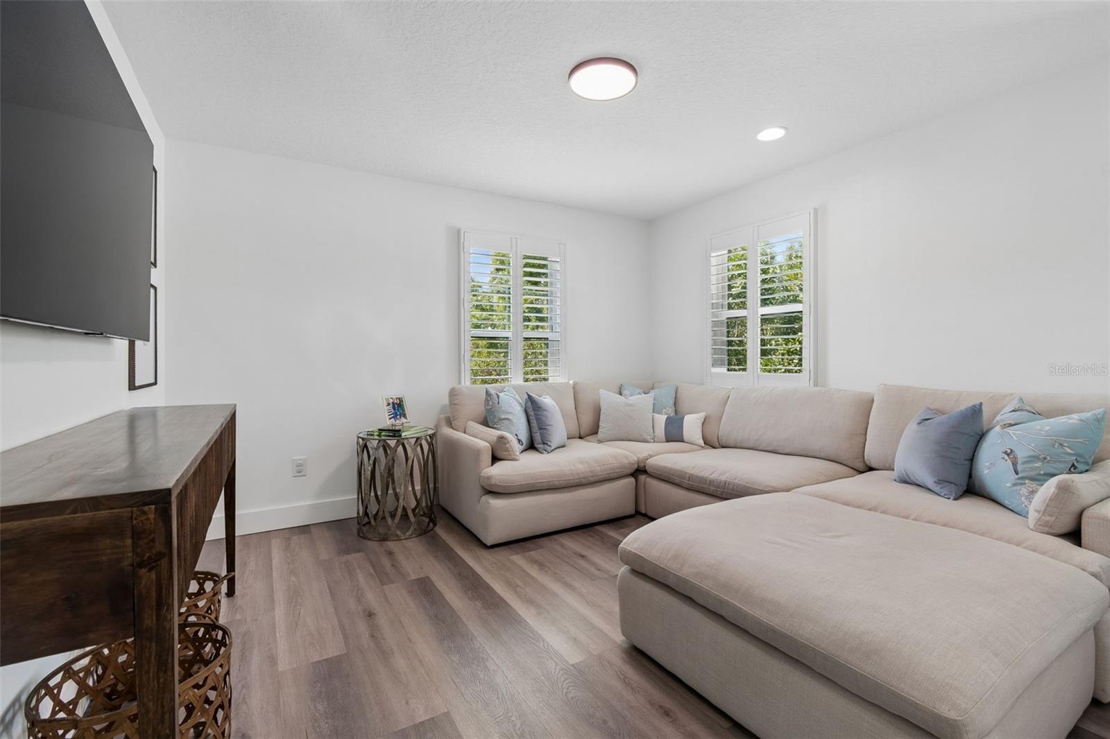 MAC DILL PARK - Residential