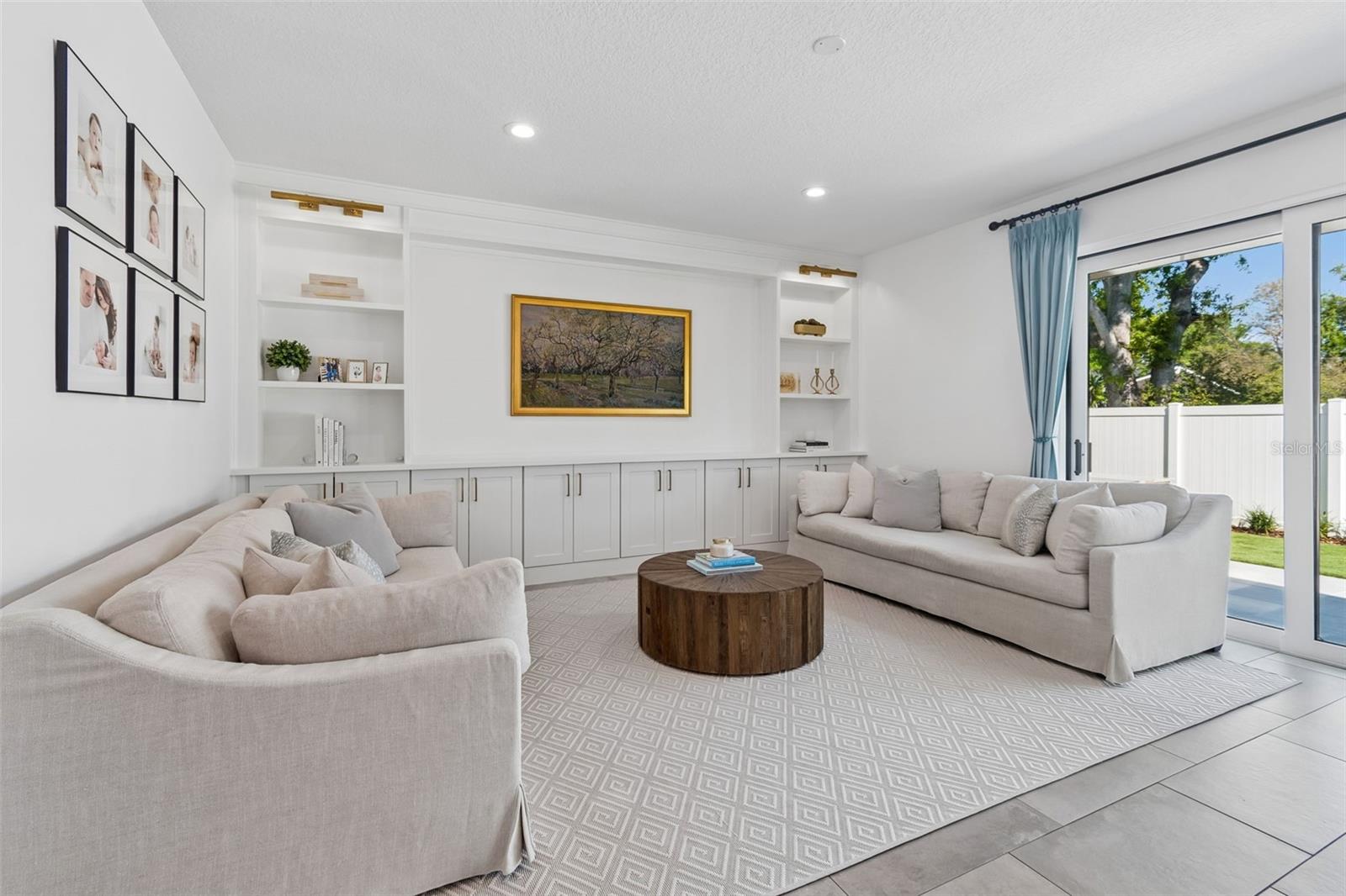 MAC DILL PARK - Residential